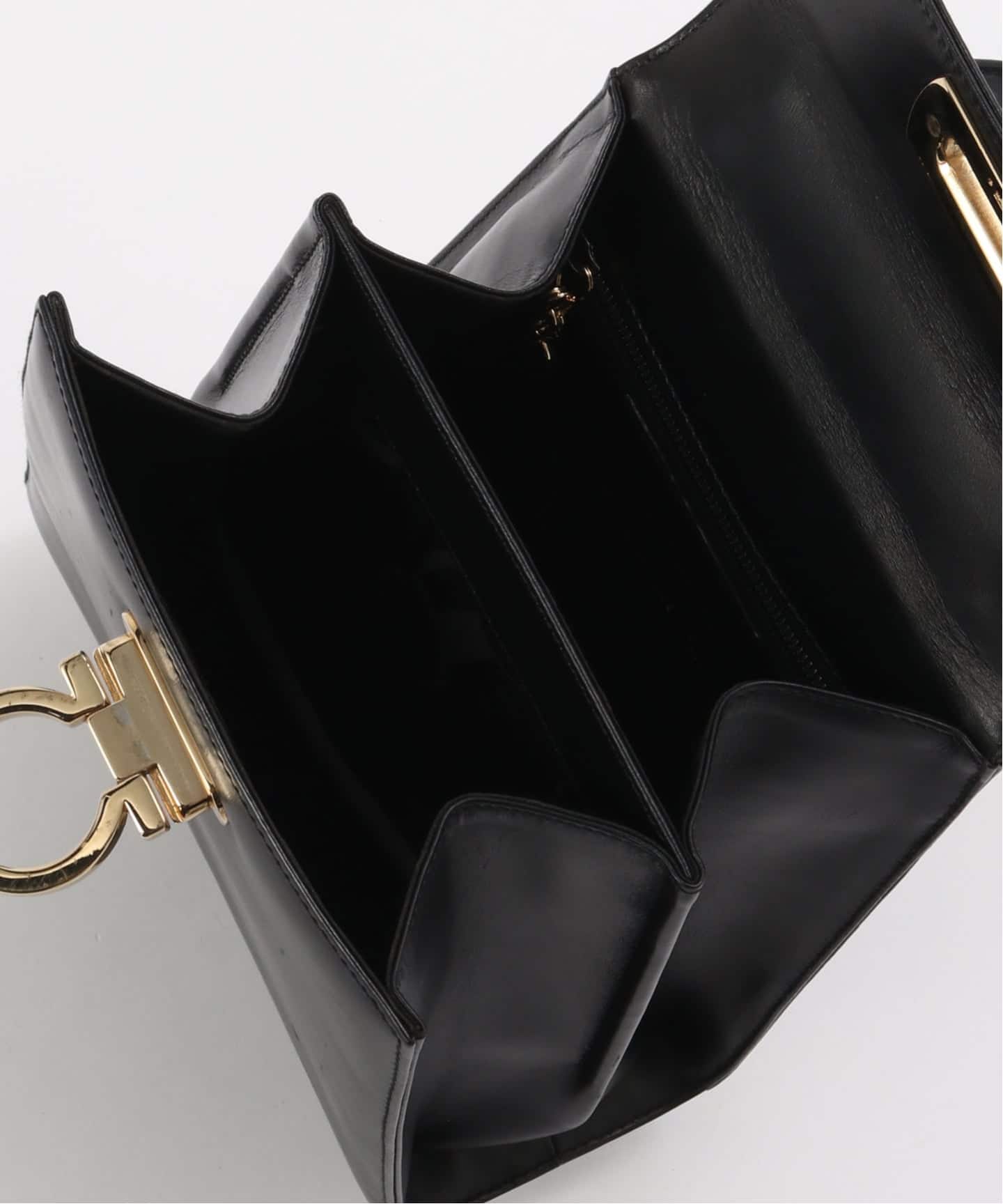 美品 Salvatore Ferragamo フェラガモ カデナ付き 2WAY 楽天市場】フェラガモ FERRAGAMO (Salvatore Ferragamo) ハンドバッグ