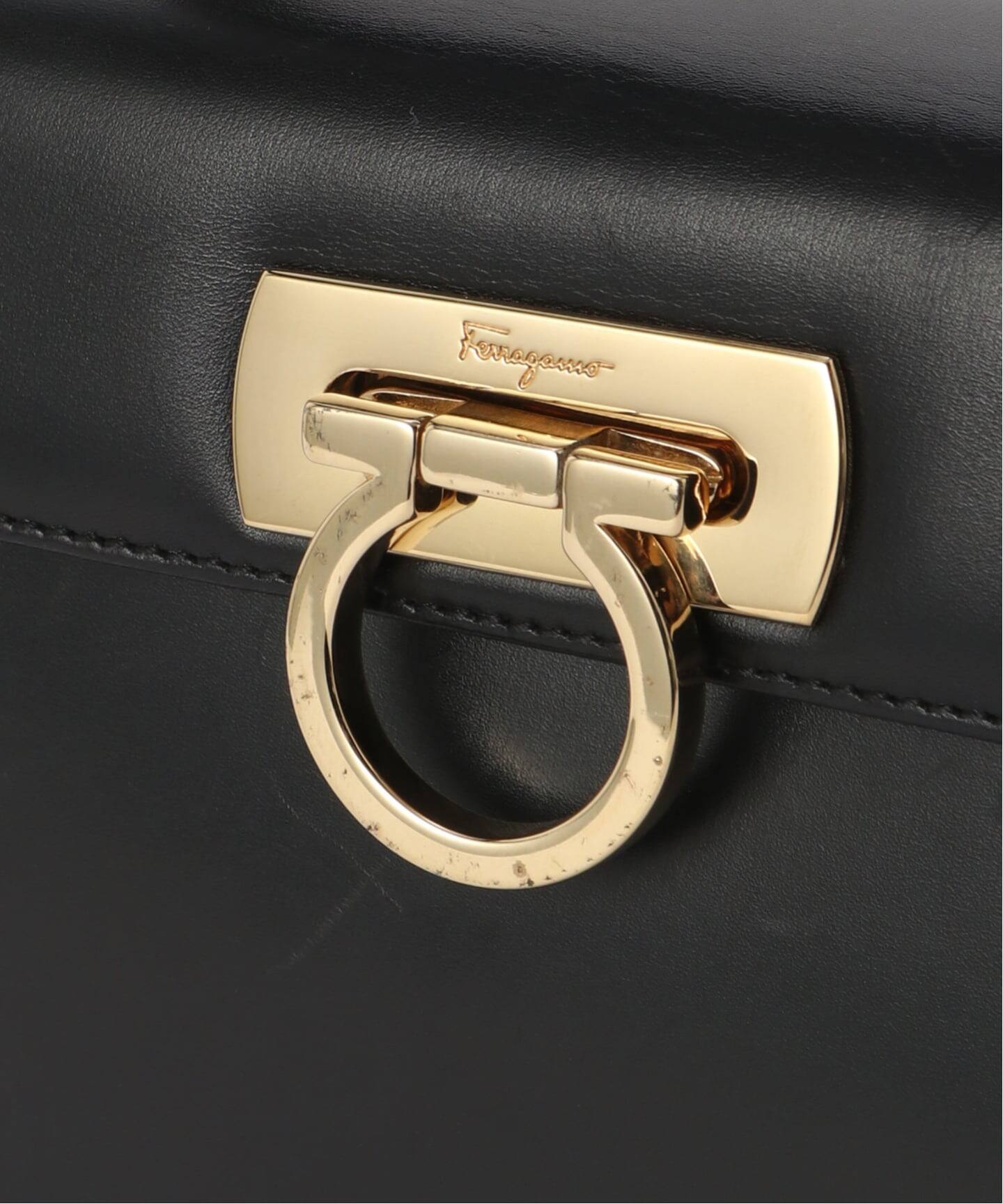 美品 Salvatore Ferragamo フェラガモ カデナ付き 2WAY Salvatore Ferragamo – Casanova Vintage