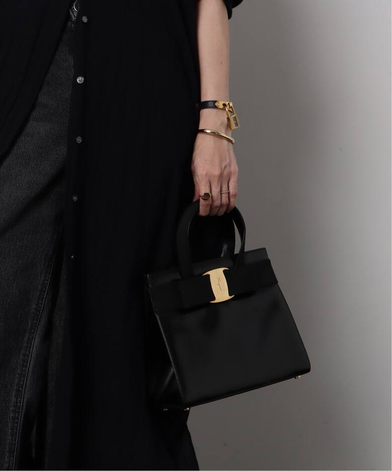 VINTAGE FERRAGAMO/フェラガモ】 Vara 2wayバッグ（ハンドバッグ 
