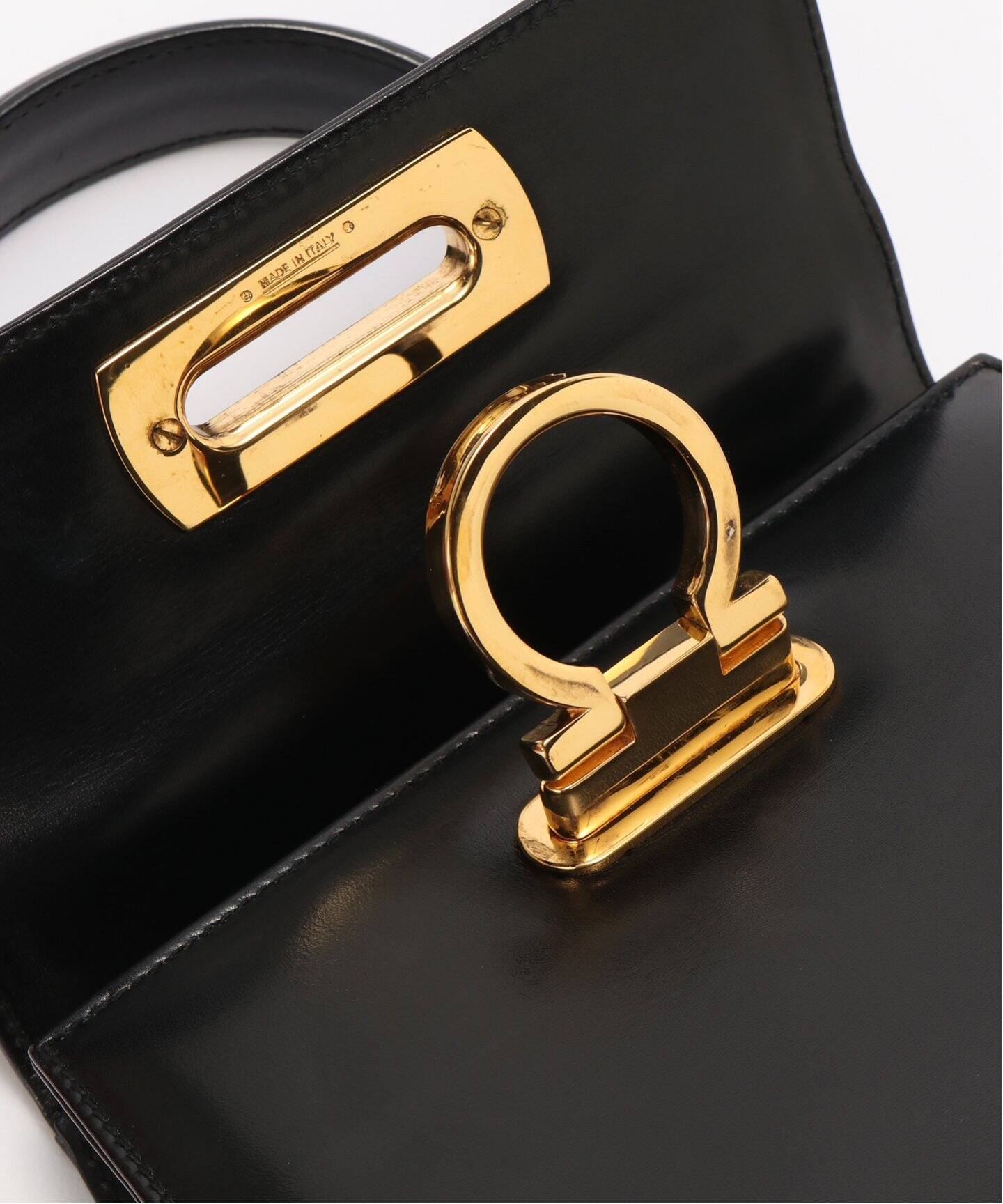 ショルダーバッグ vintage made in ITALY feragamo 2way bag 中古・古着通販】Salvatore Ferragamo (サルヴァトーレ フェラガモ