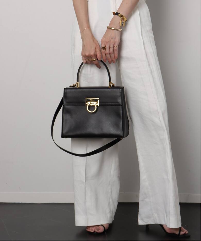 VINTAGE FERRAGAMO/フェラガモ】 Gancini 2wayバッグ（ハンドバッグ 
