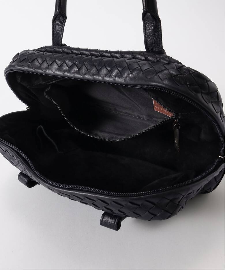 101591747 A ボッテガヴェネタ BOTTEGA VENETA イントレチャート 