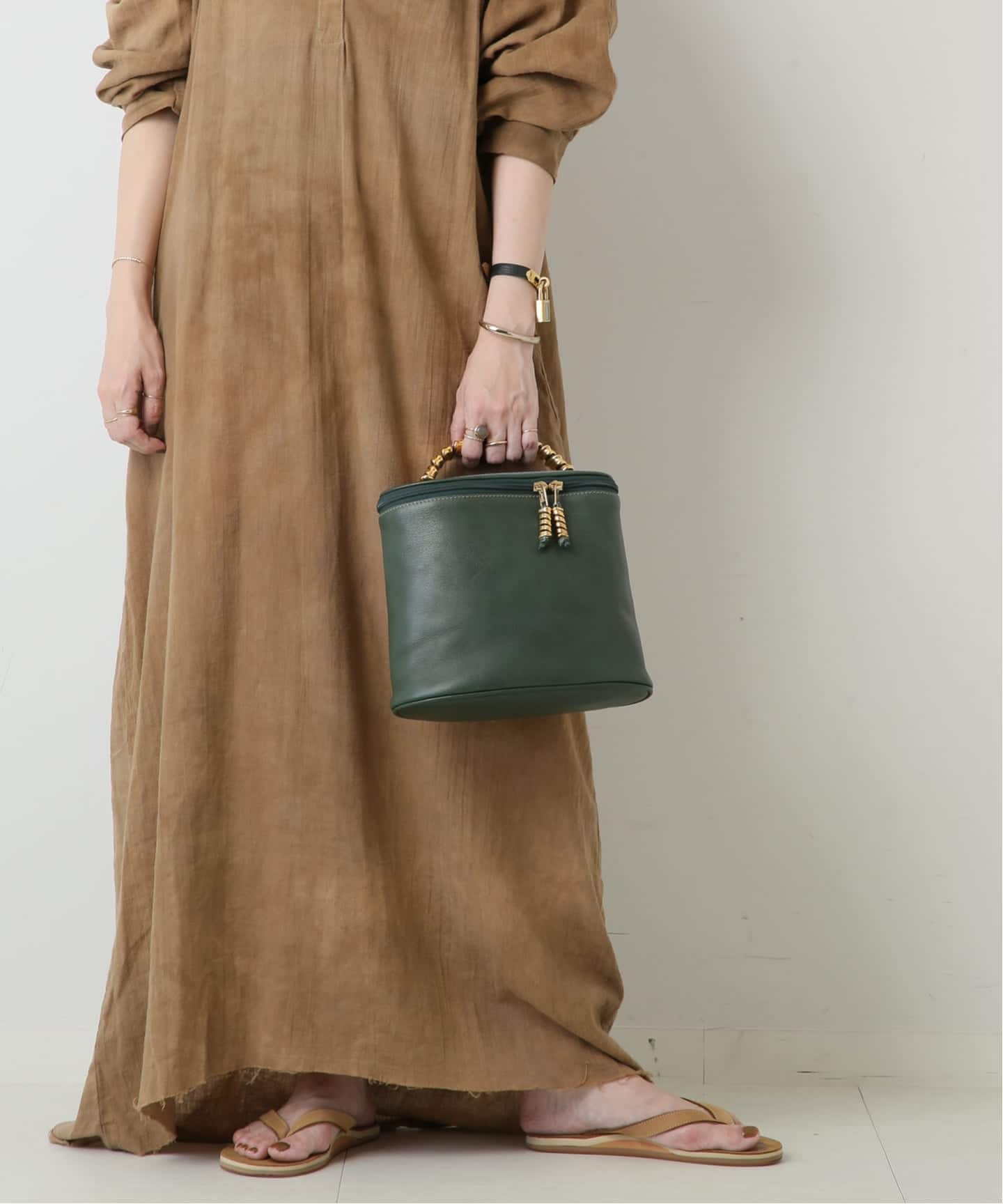 VINTAGE LOEWE/ロエベ】Velasquez バニティバッグ（ハンドバッグ