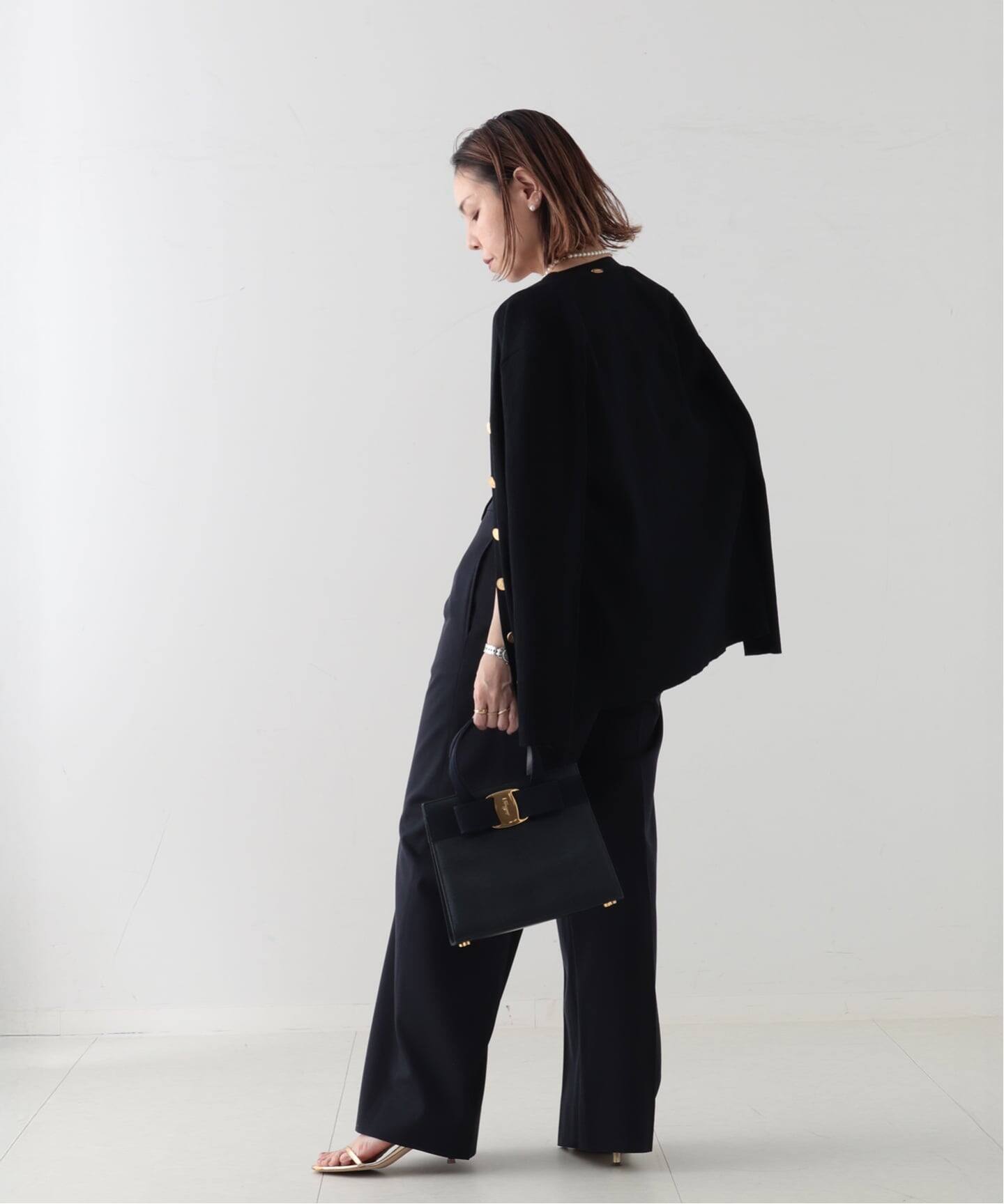 VINTAGE FERRAGAMO/フェラガモ】 Vara ハンドバッグ lizard