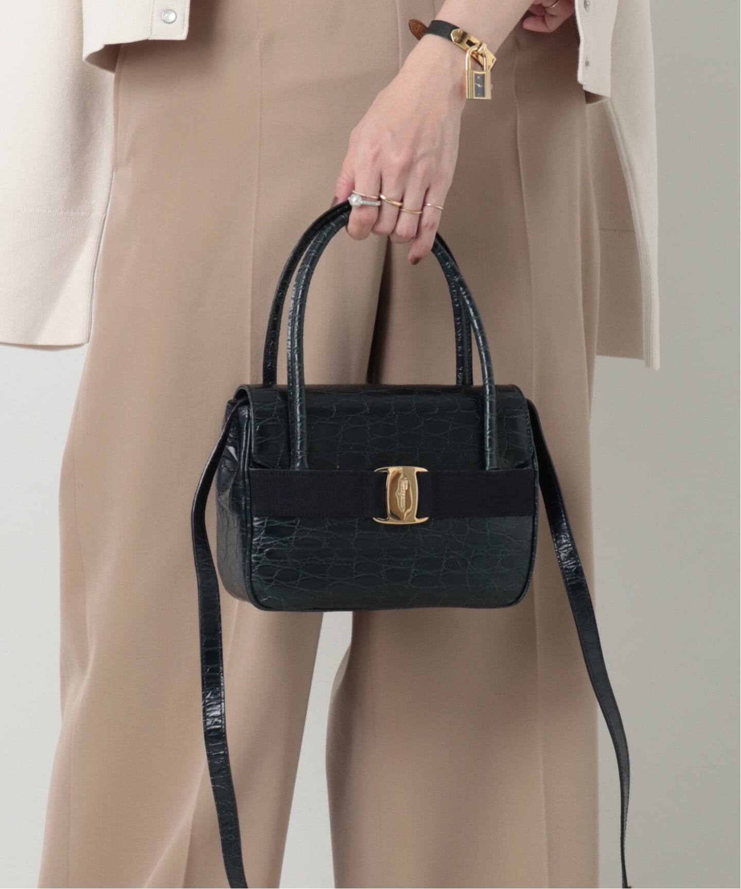 VINTAGE FERRAGAMO/フェラガモ】 Vara ハンドバッグ 2way 