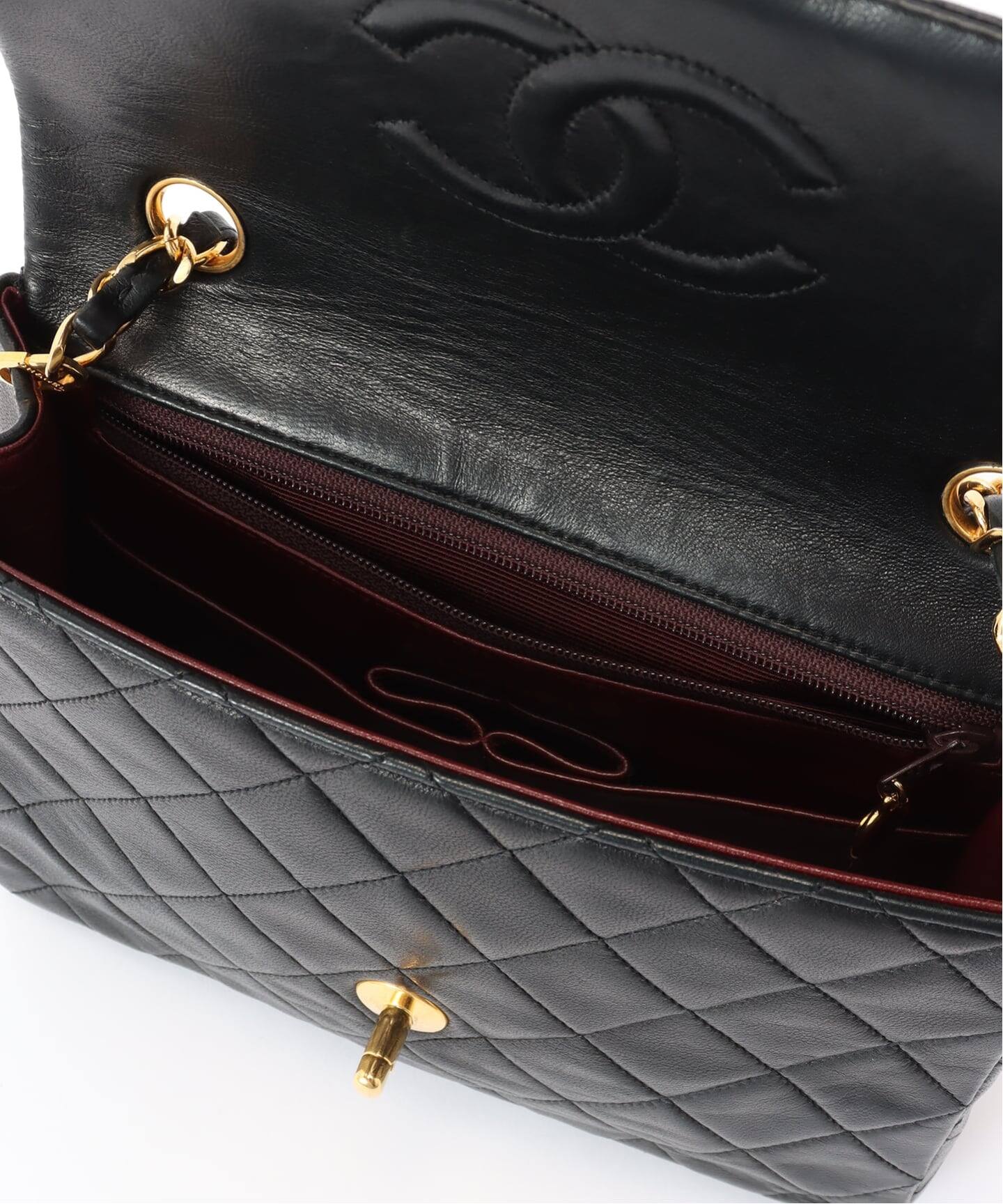 VINTAGE CHANEL/シャネル】 Matelasse チェーンショルダーバッグ 20