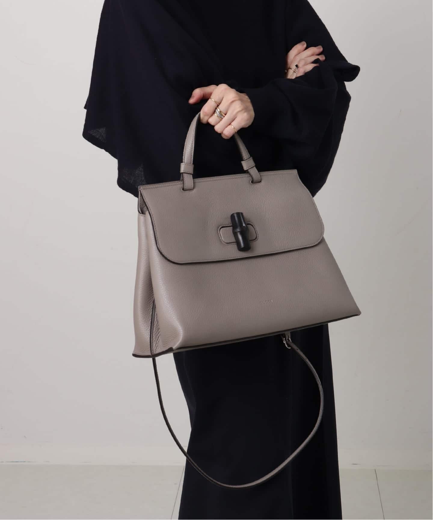 VINTAGE GUCCI⁄グッチBamboo Daily 33（ハンドバッグ）｜DECOUVERTE 