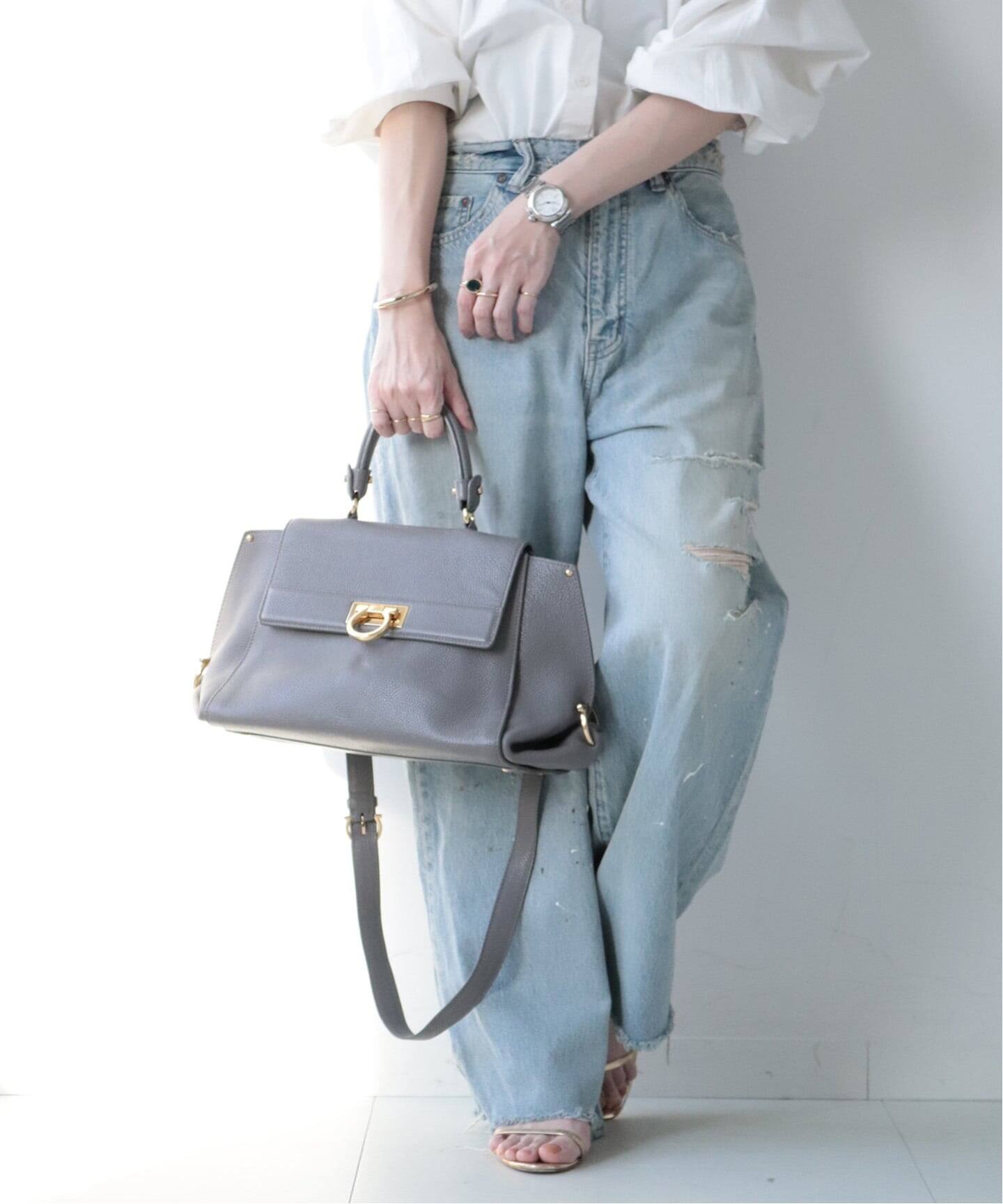 VINTAGE FERRAGAMO/フェラガモ】Sofia 2wayバッグ gancini