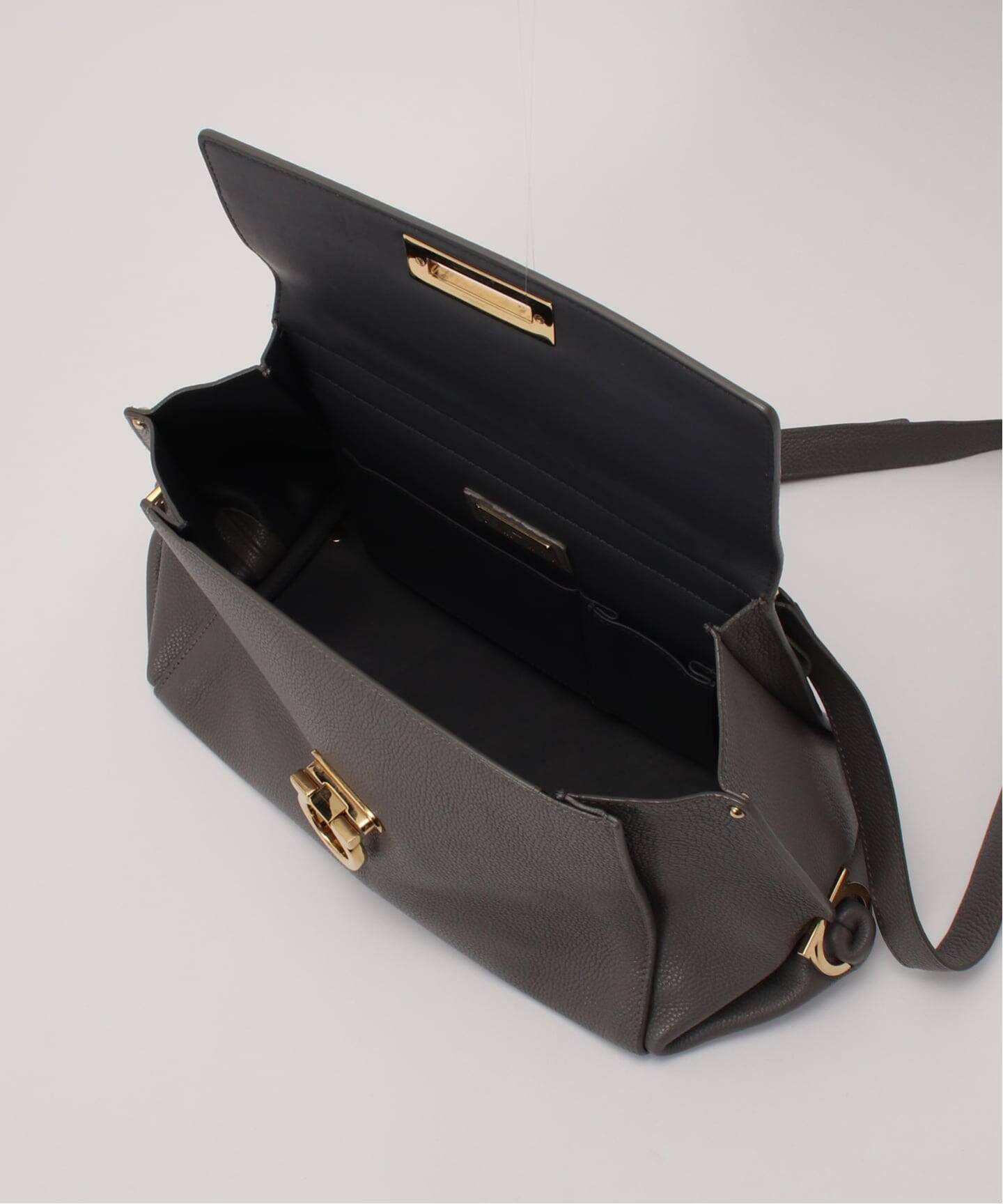VINTAGE FERRAGAMO/フェラガモ】Sofia 2wayバッグ gancini