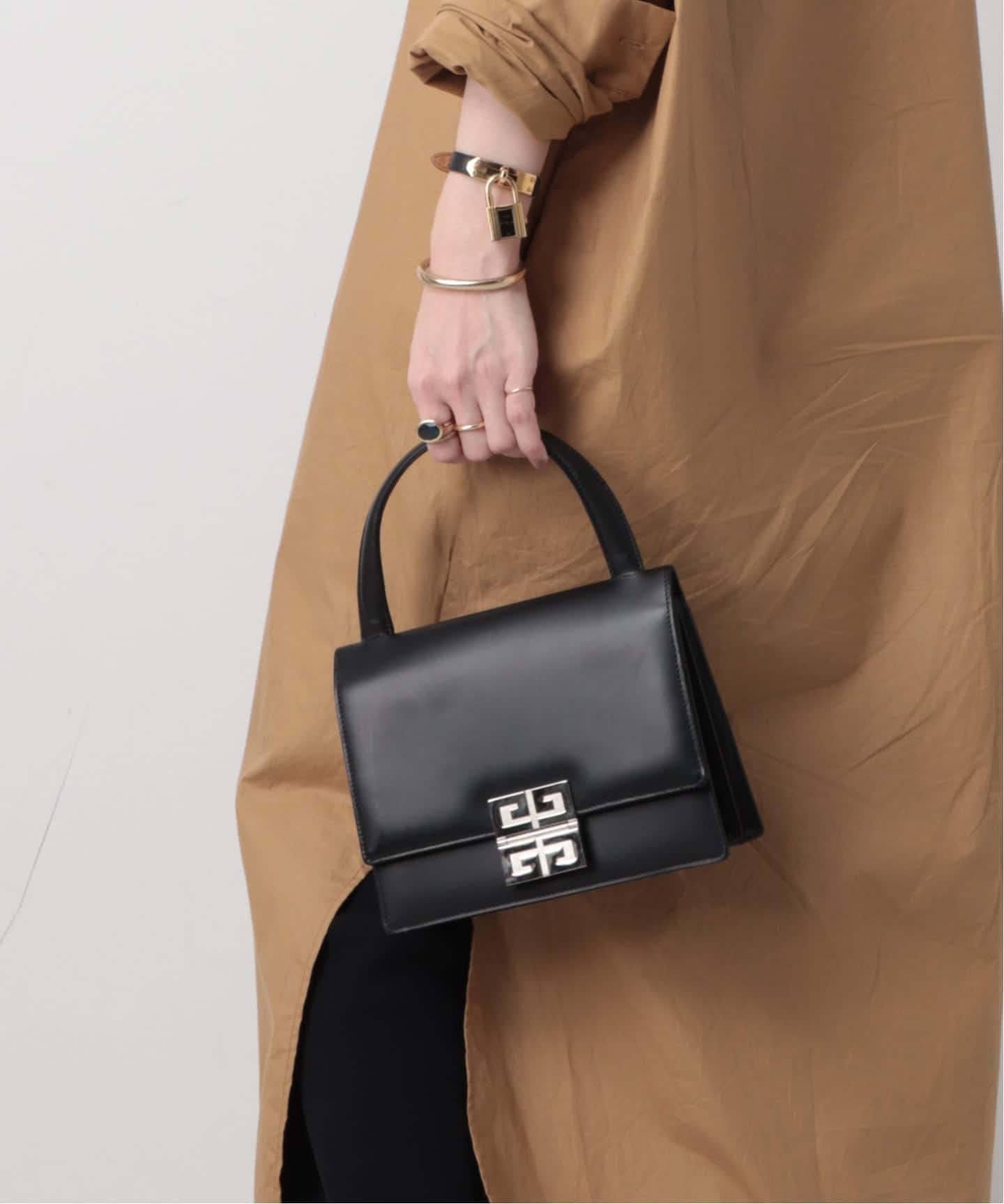 ジバンシィ ヴィンテージ バイロン バニティ ハンドバッグ GIVENCHY ジバンシィ ハンドバッグ キャメル ツートンカラー