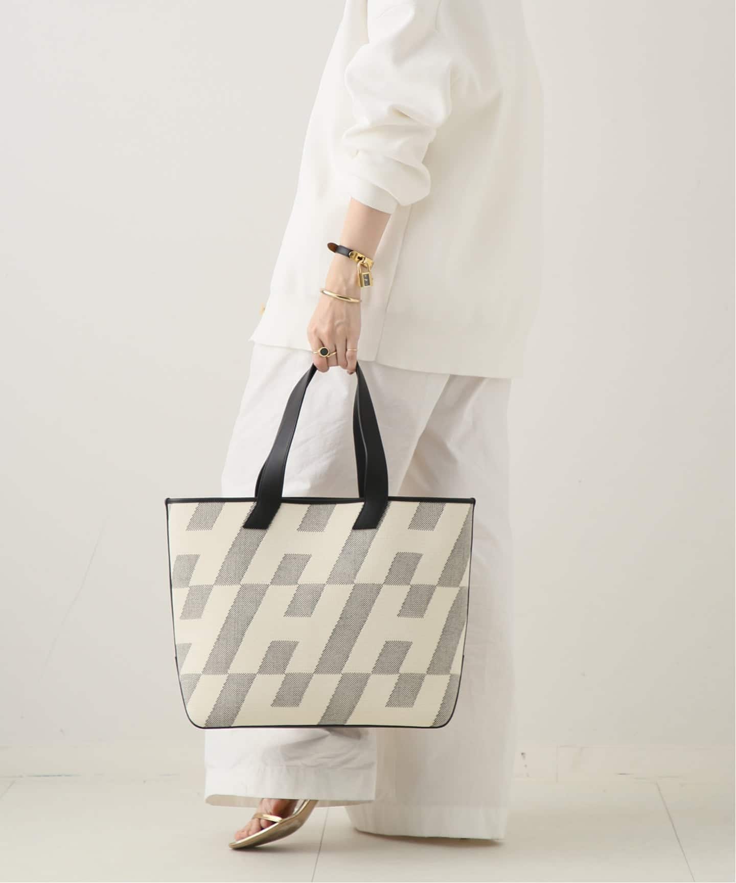VINTAGE HERMES/エルメス】 H en biais gm（ハンドバッグ
