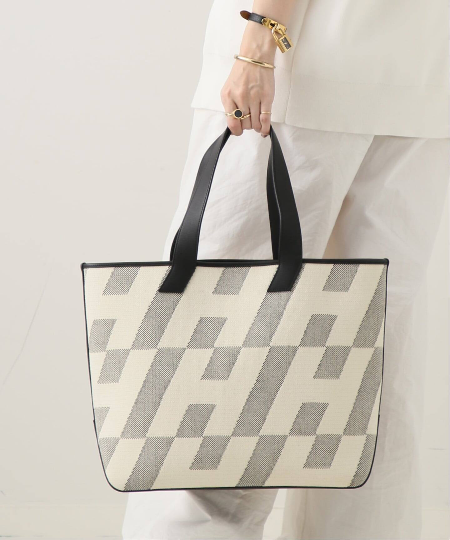 VINTAGE HERMES/エルメス】 H en biais gm（ハンドバッグ 