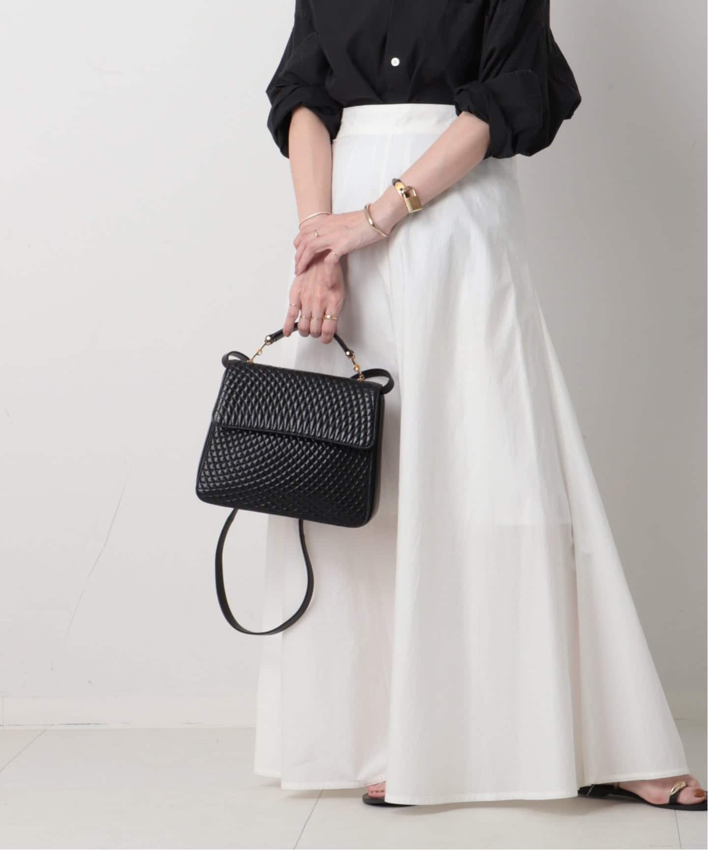 【ヴィンテージ】◇バリー◇ レトロ モダン / ホワイト レザー / 2way Bally（バリー） ショルダーバッグ バッグ レザー ホワイト系 【中古