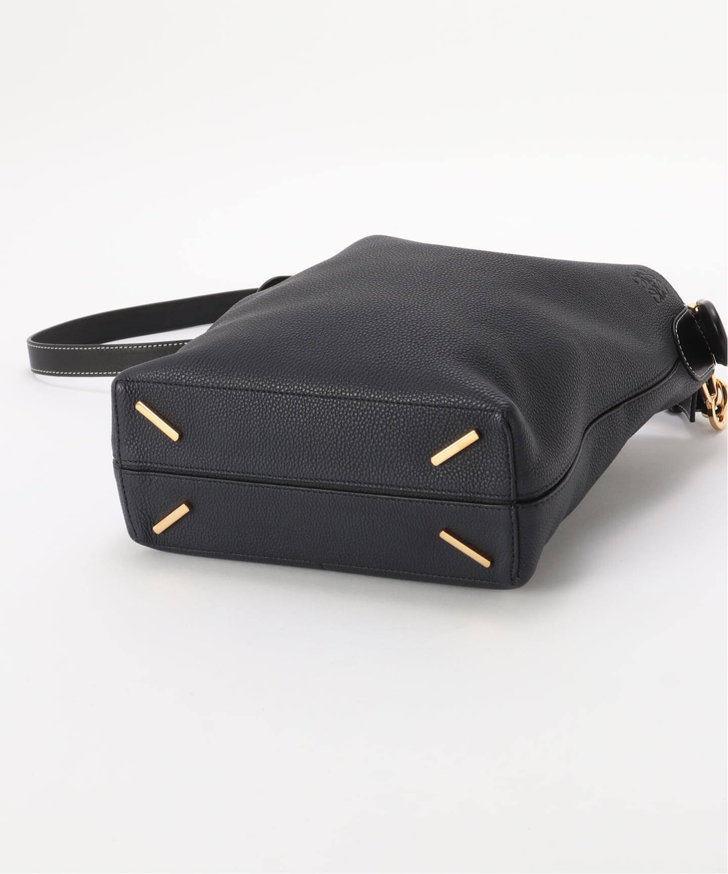 【新品未使用】LOEWE tミニ ショルダー ブラック LOEWE（ロエベ） ショルダーバッグ MINI CAMERA ミニ カメラ