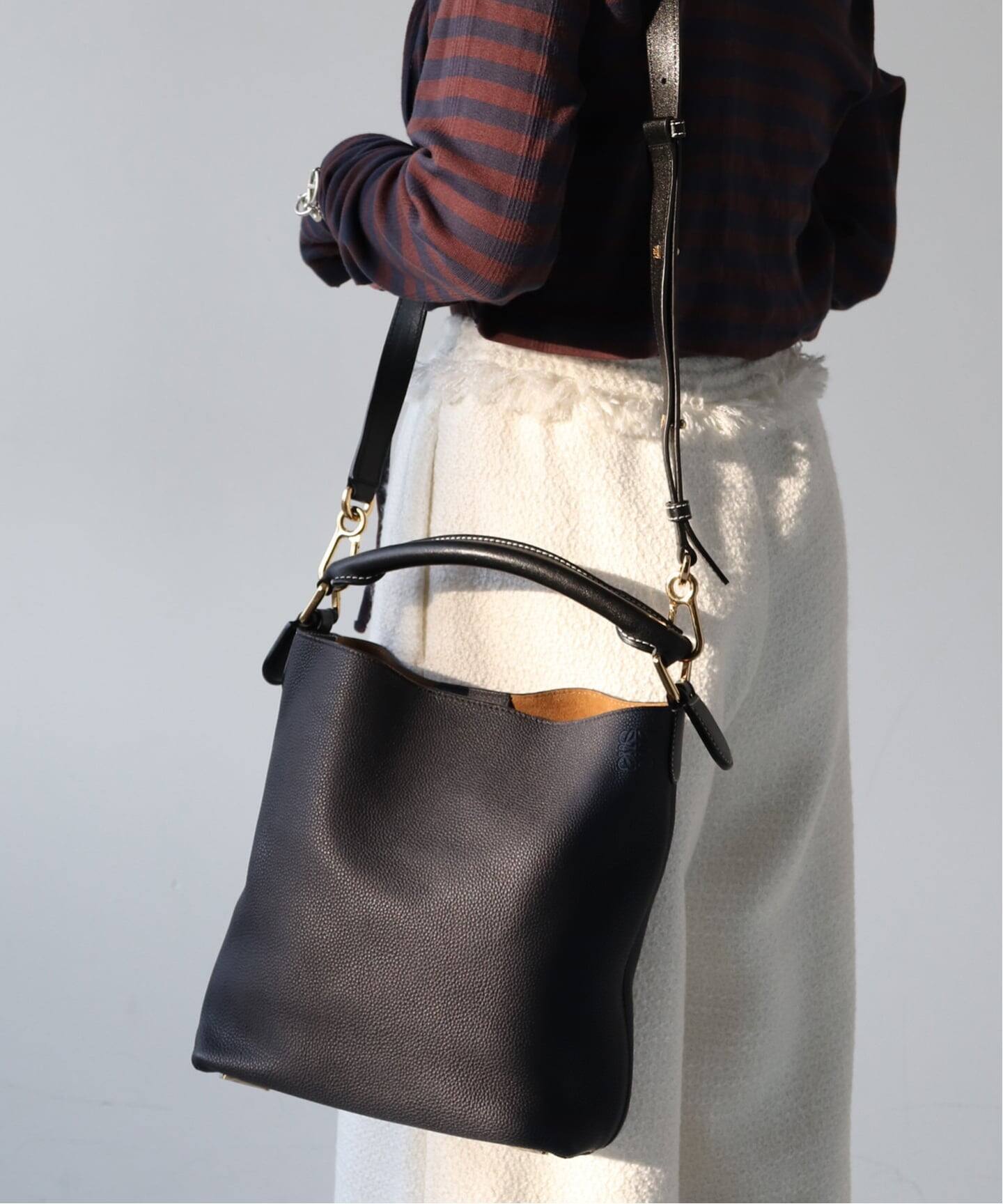 VINTAGE LOEWE/ロエベ】T bucket handbag 2way（ハンドバッグ
