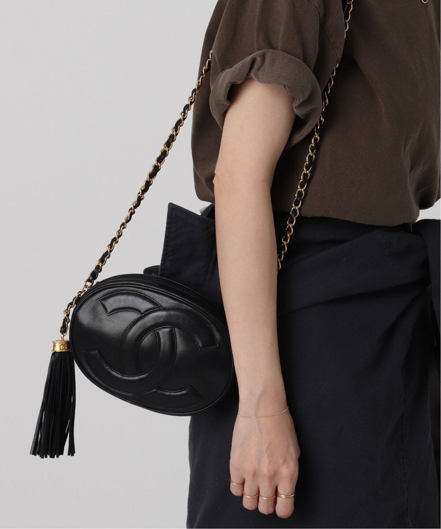 VINTAGE CHANEL/シャネル】 オーバル チェーンショルダーバッグ 