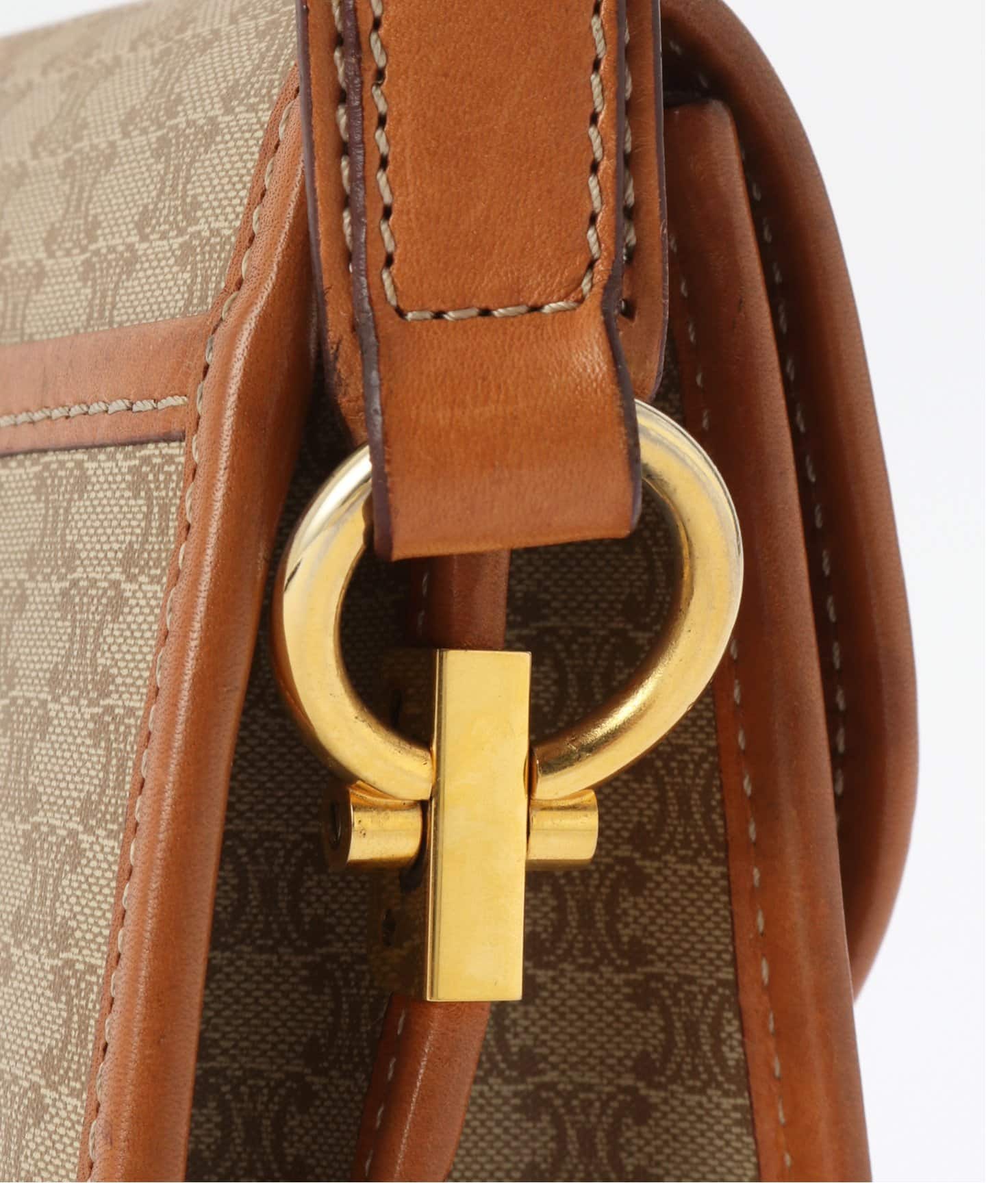 CELINE vintage bag マカダムショルダーバッグ ロゴ入り VINTAGE CELINE/セリーヌ】マカダム ショルダーバッグ