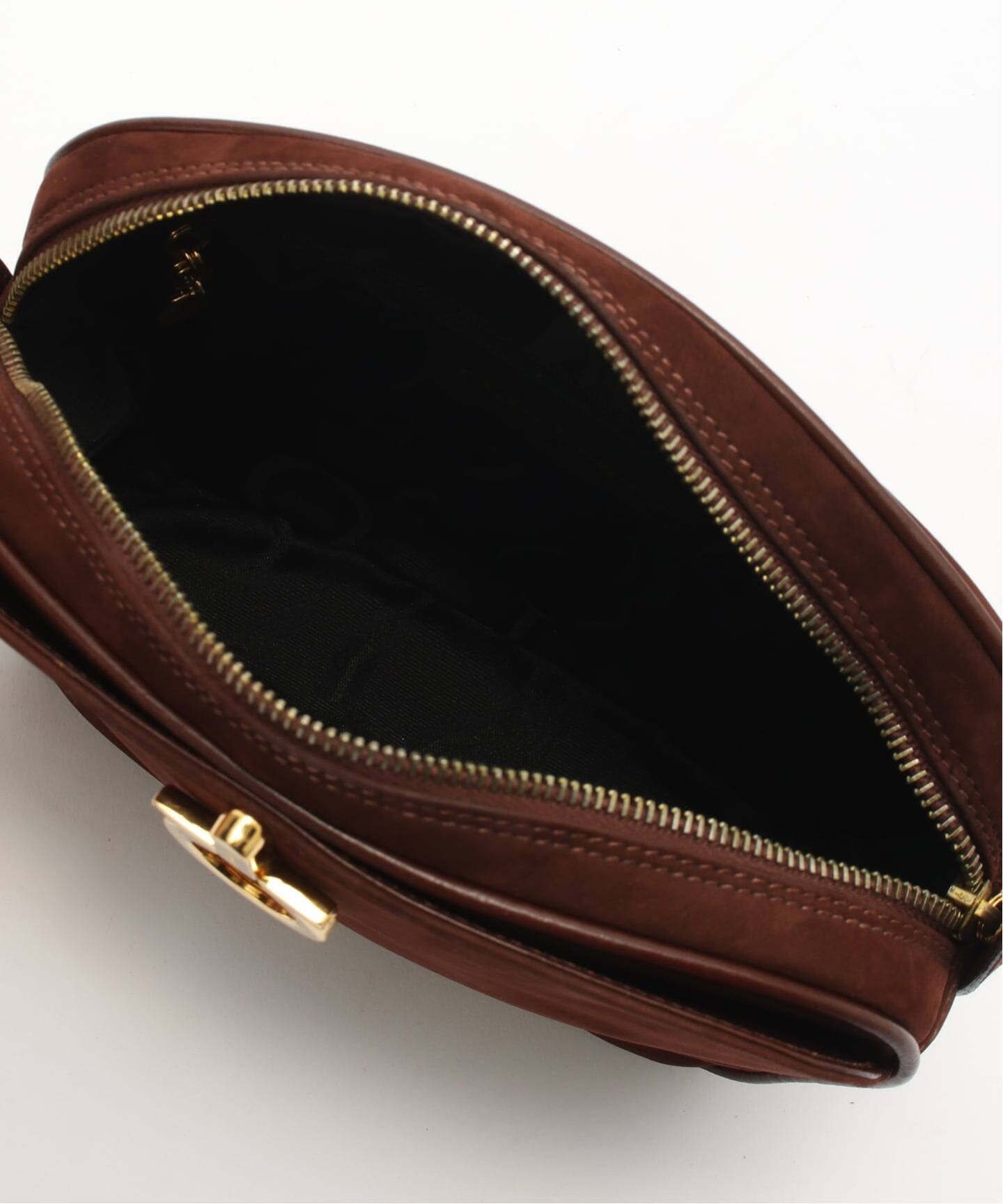 VINTAGE FERRAGAMO/フェラガモ】 Gancini ショルダーバッグ
