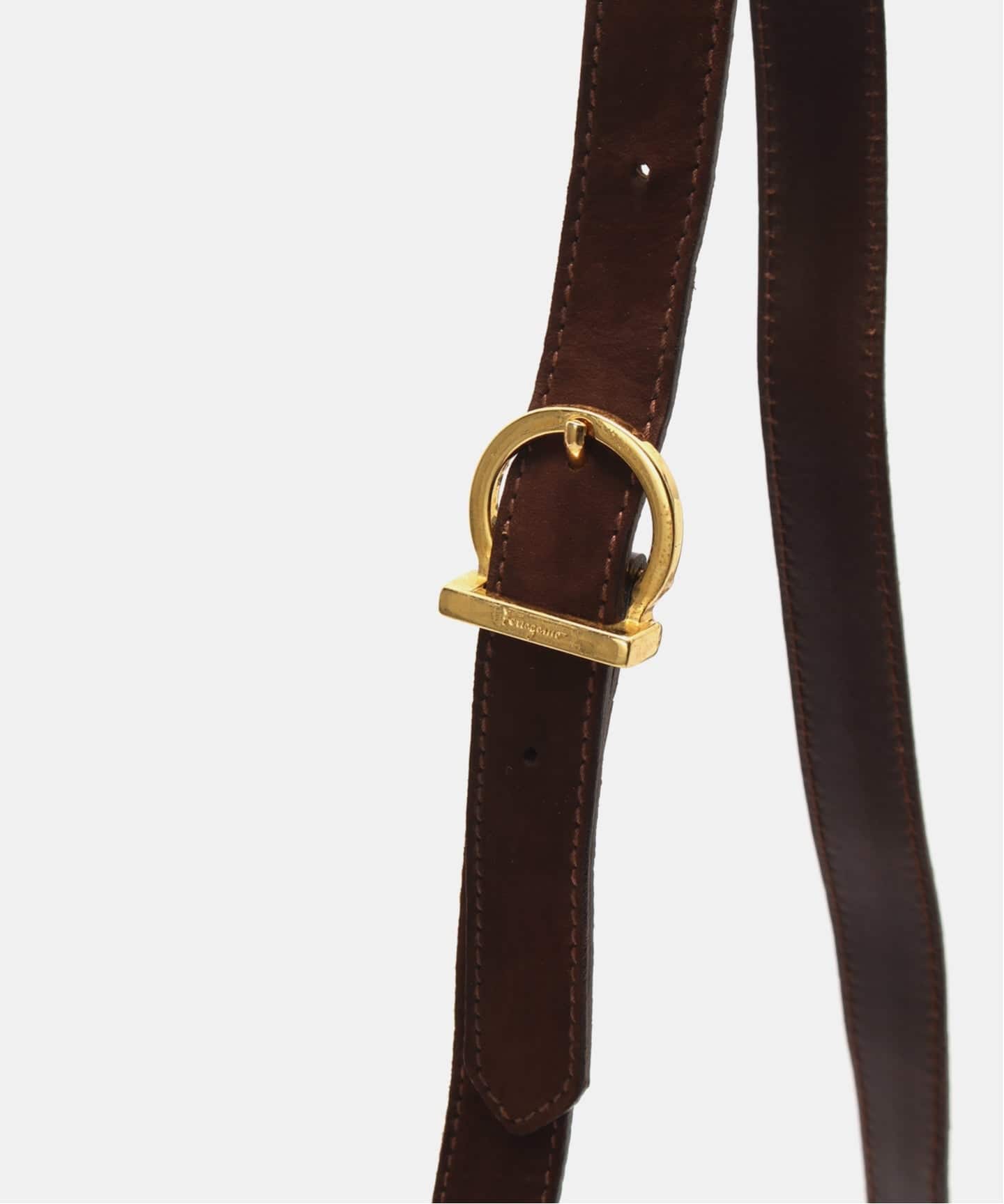 VINTAGE FERRAGAMO/フェラガモ】 Gancini ショルダーバッグ suede