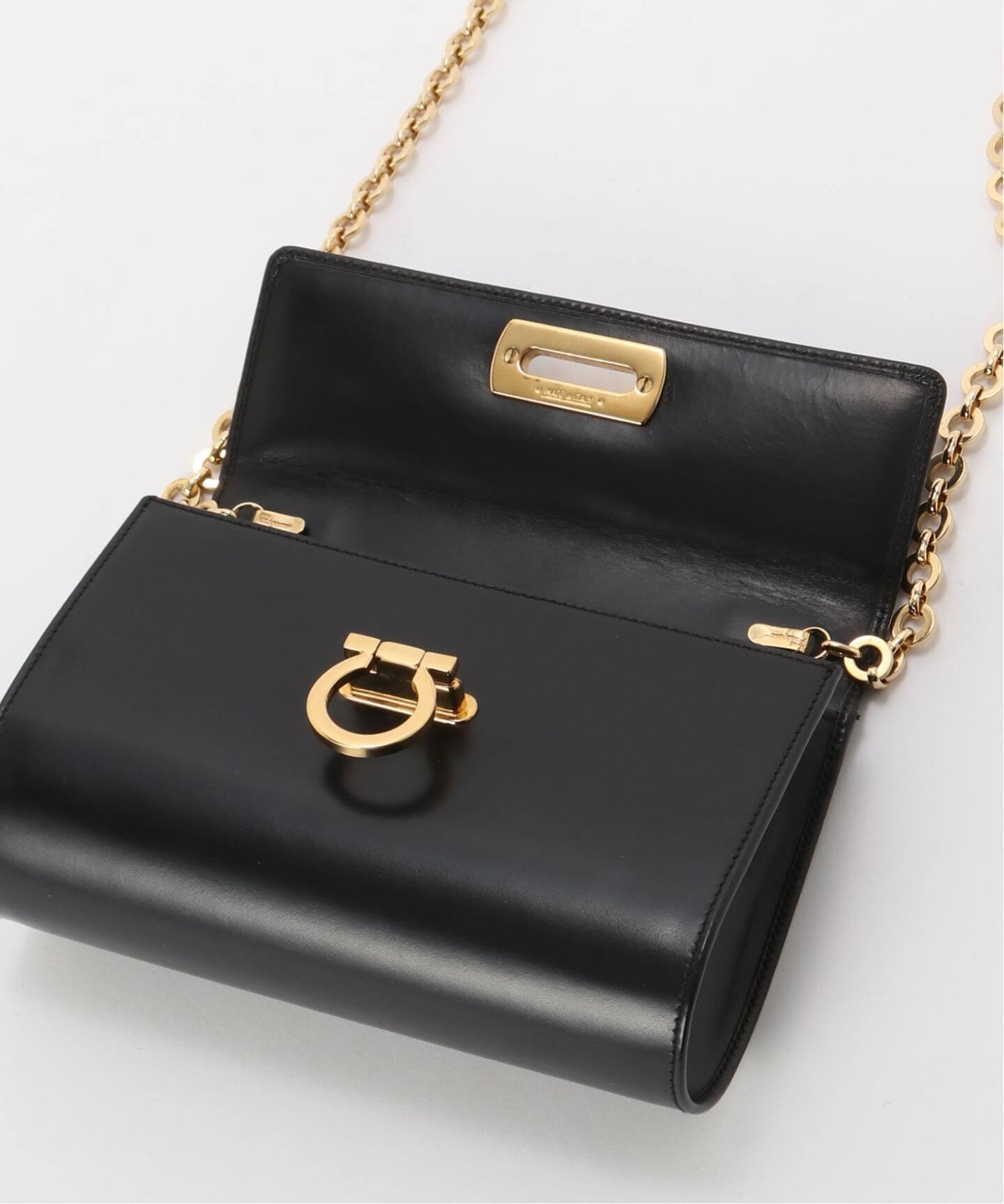 VINTAGE FERRAGAMO/フェラガモ】 Gancini チェーンショルダーバッグ