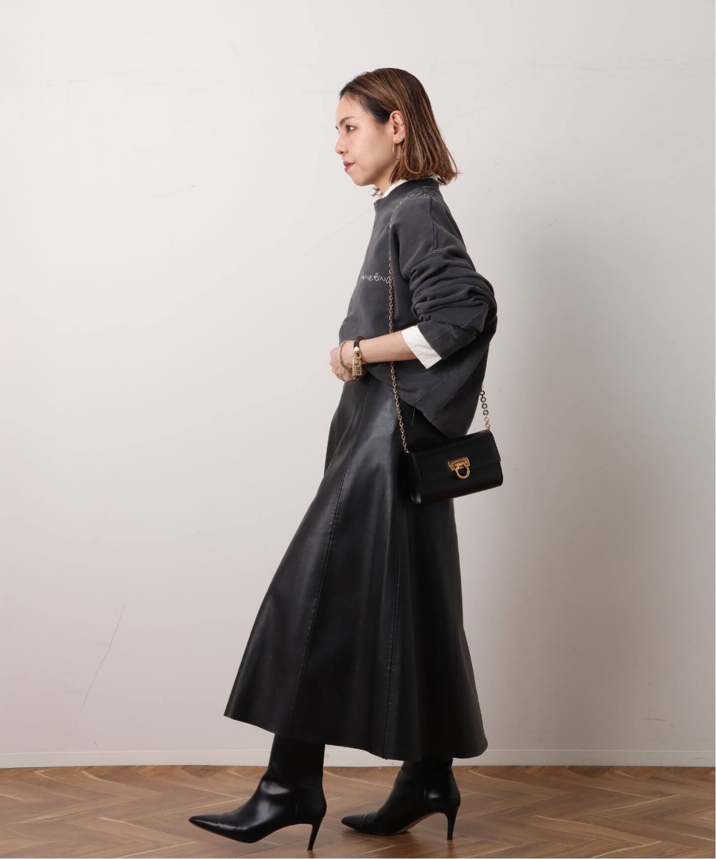 フェラガモ　チェーンバッグ　ヴィンテージ VINTAGE FERRAGAMO/フェラガモ】 Gancini チェーンショルダーバッグ