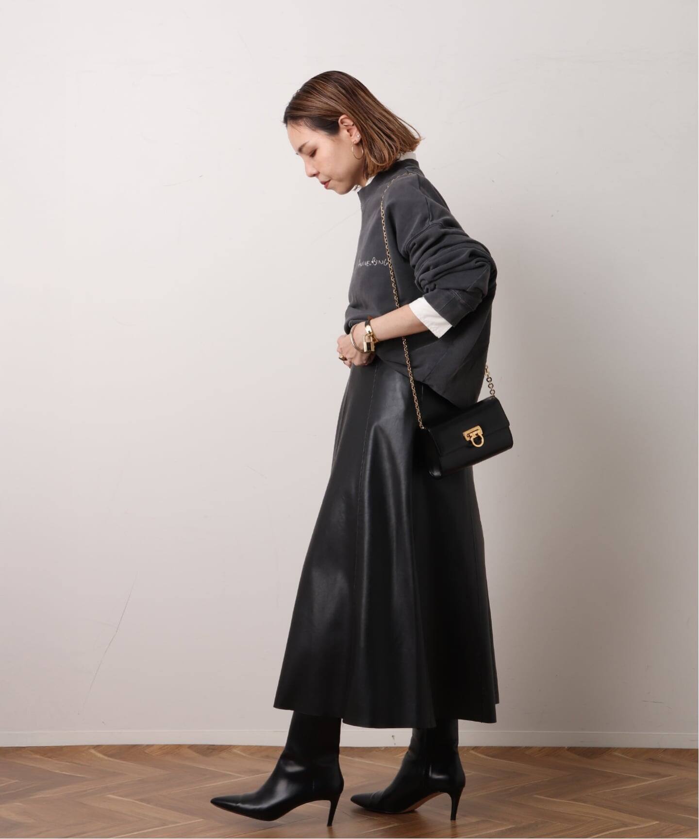 VINTAGE FERRAGAMO/フェラガモ】 Gancini チェーンショルダーバッグ