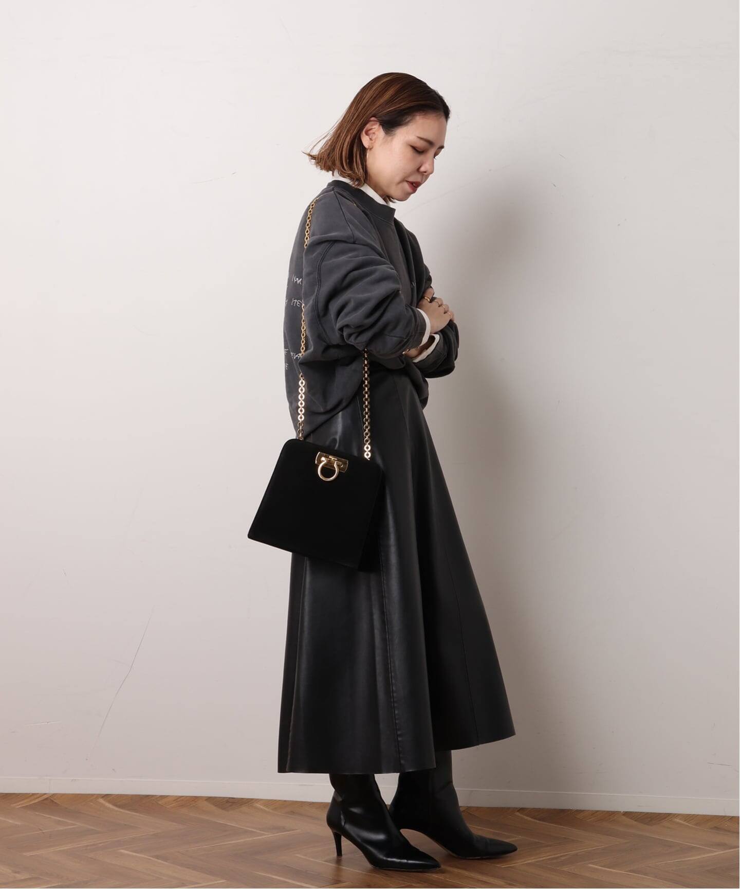 VINTAGE FERRAGAMO/フェラガモ】 Gancini チェーンショルダーバッグ