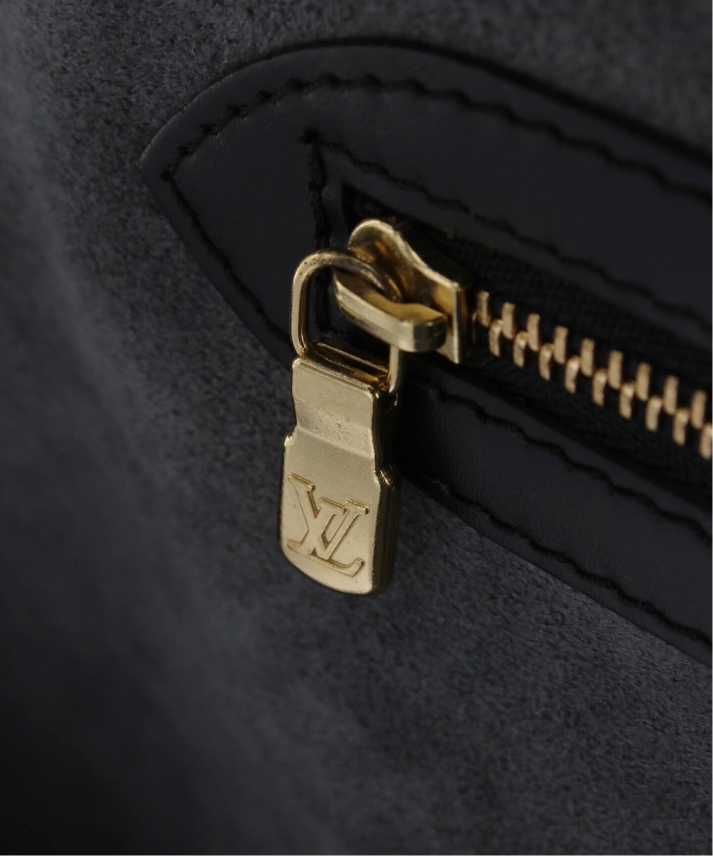 VINTAGE LOUIS VUITTON/ルイ ヴィトン】Lussac epi（ショルダーバッグ