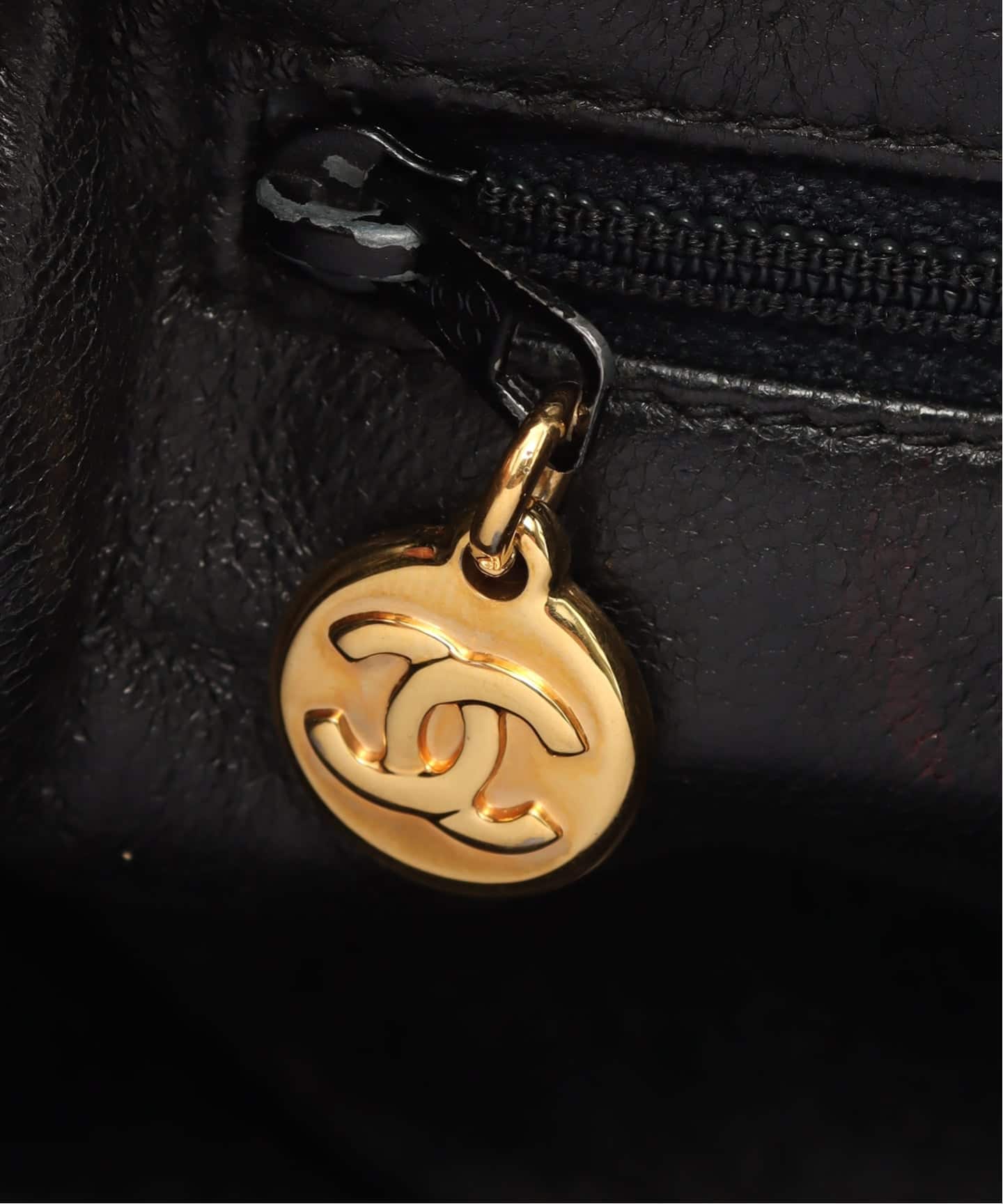 VINTAGE CHANEL/シャネル】Matelasse チェーンショルダーバッグ 18