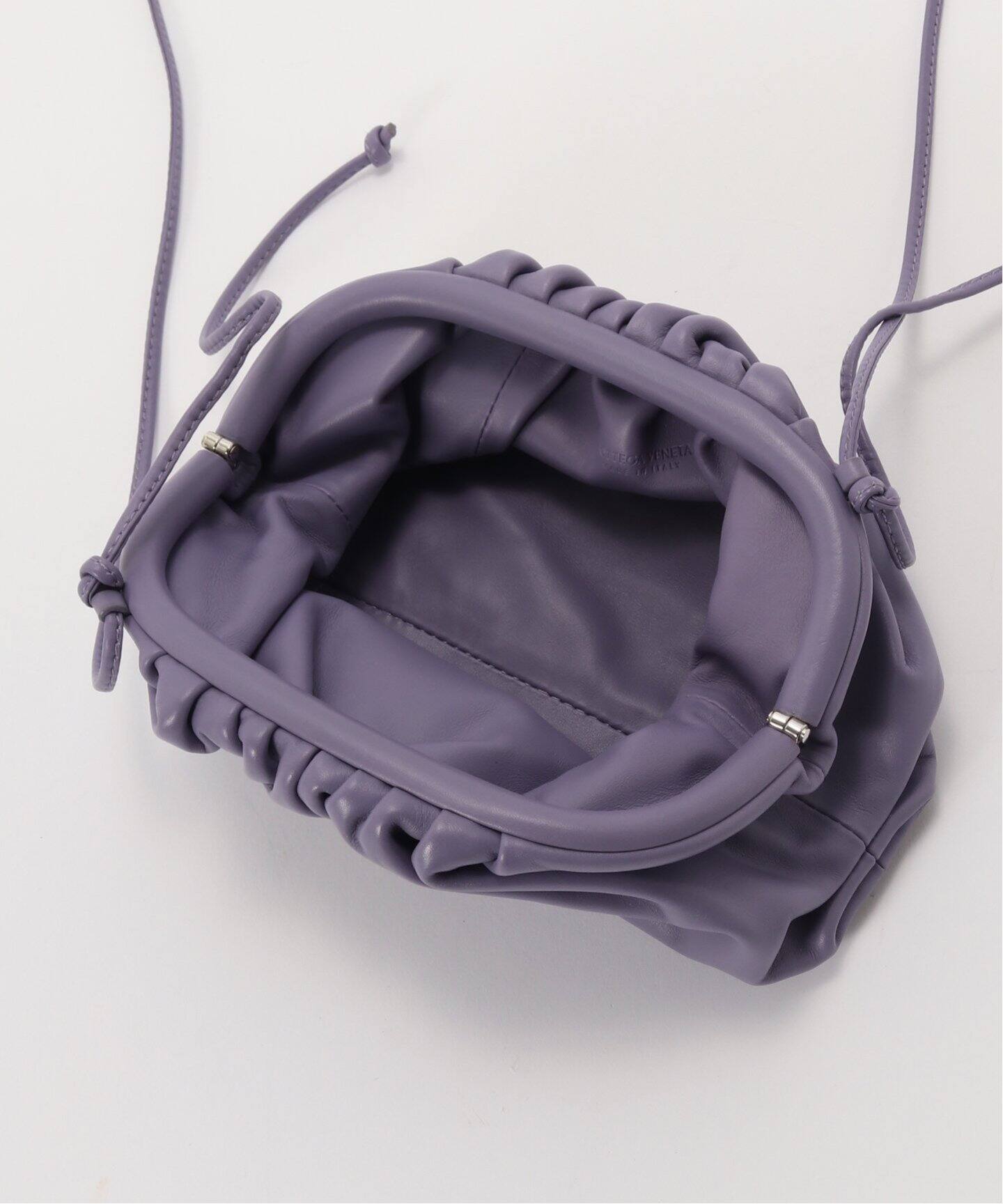 ボッテガヴェネタ黒ショルダーバッグ MINI THE POUCH BOTTEGA VENETA/ボッテガ ヴェネタ】The pouch mini（ショルダー