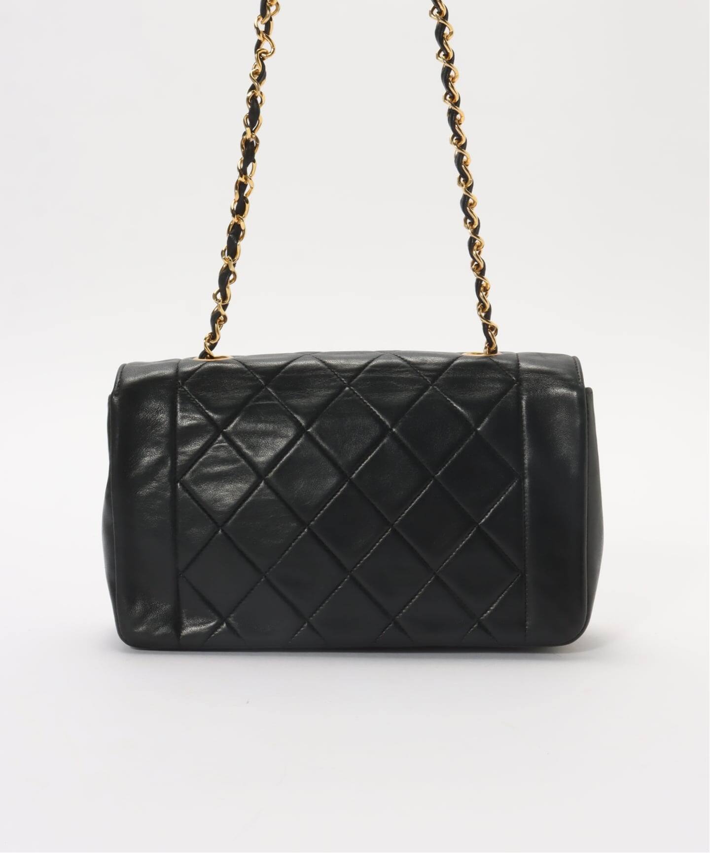 CHANEL ヴィンテージ ショルダーバッグ キルティング ブラック VINTAGE CHANEL/シャネル】Matelasse ショルダーバッグ 22 diana