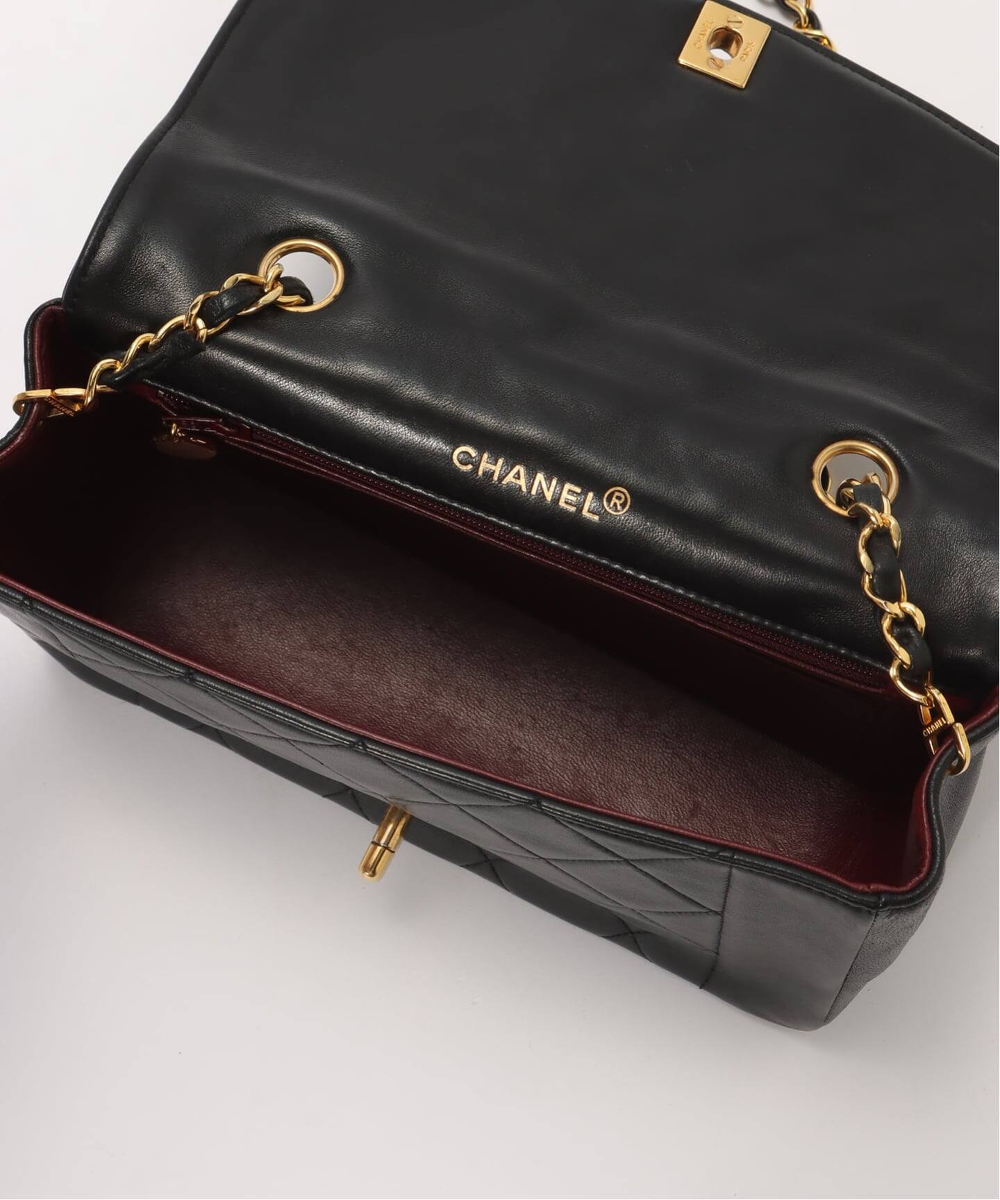 VINTAGE CHANEL/シャネル】Matelasse ショルダーバッグ 22 diana