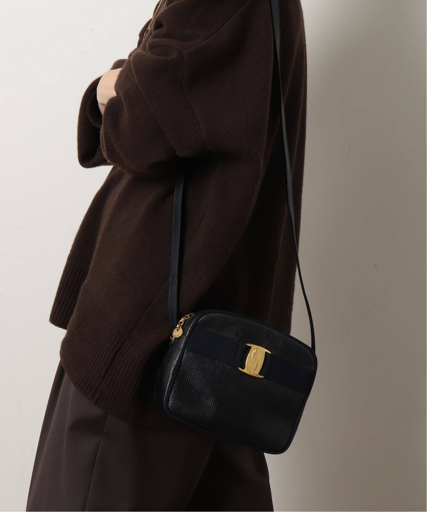 VINTAGE FERRAGAMO/フェラガモ】 Vara ショルダー バッグ lizard 