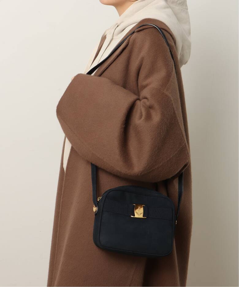 VINTAGE FERRAGAMO/フェラガモ】 Vara ショルダー バッグ suede 
