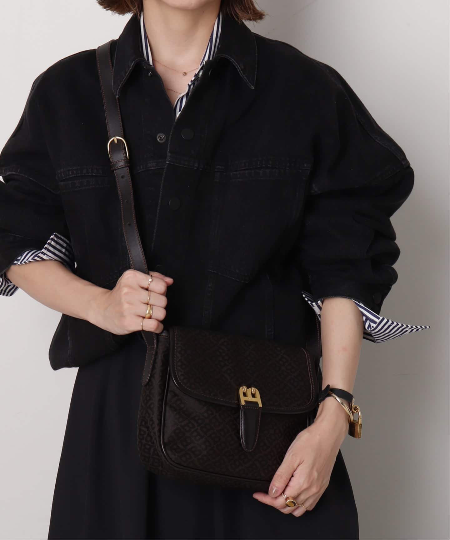 Y9837未使用/フランス製*バリー/BALLY*プレーントゥ/サイドジップブーツ/ショートブーツ/ドレスシューズ/ビジネスシューズ/靴/黒/ブラック 中古・古着通販BALLY (バリー) 3つ折り財布 ブラック｜ブランド