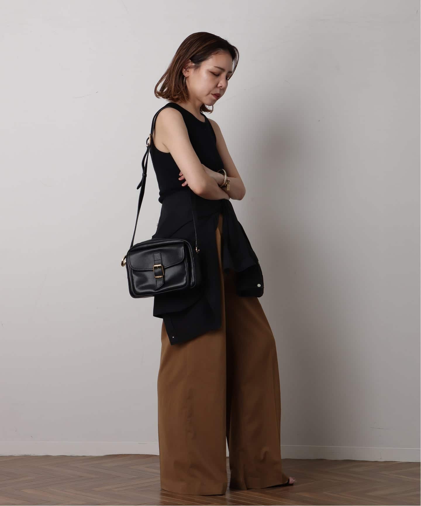 現行ロゴ/新ロゴ セリーヌ　サングル バケット　スモール　ブラック CELINE セリーヌ サングル バケット スモール ブラック 現行ロゴ/新