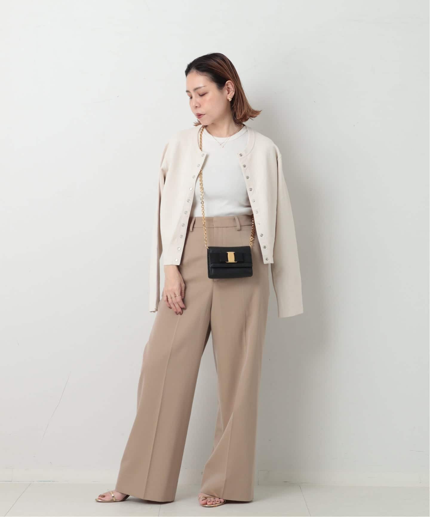 VINTAGE FERRAGAMO/フェラガモ】 Vara ミニチェーンショルダーバッグ