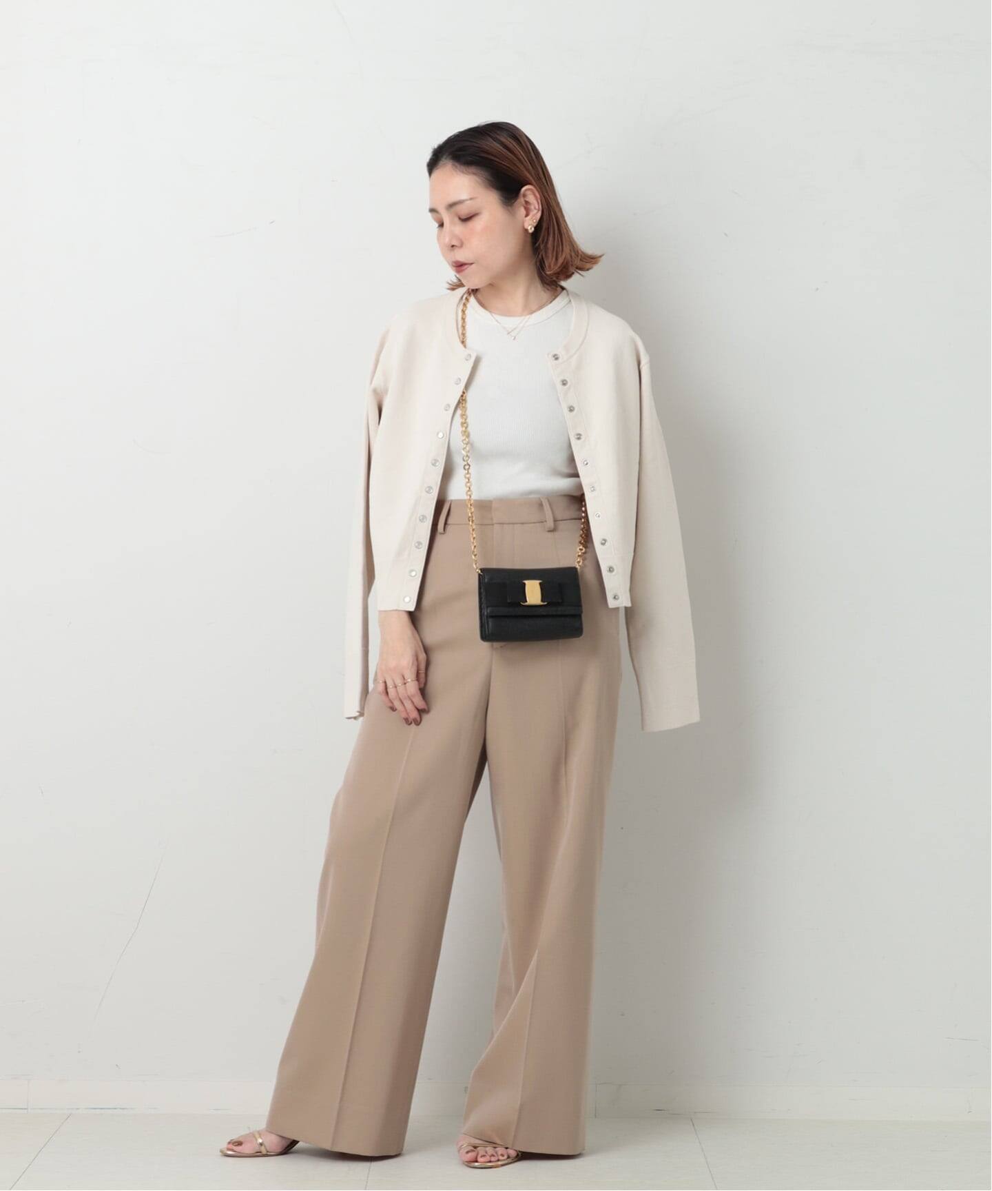 VINTAGE FERRAGAMO/フェラガモ】 Vara ミニチェーンショルダーバッグ 