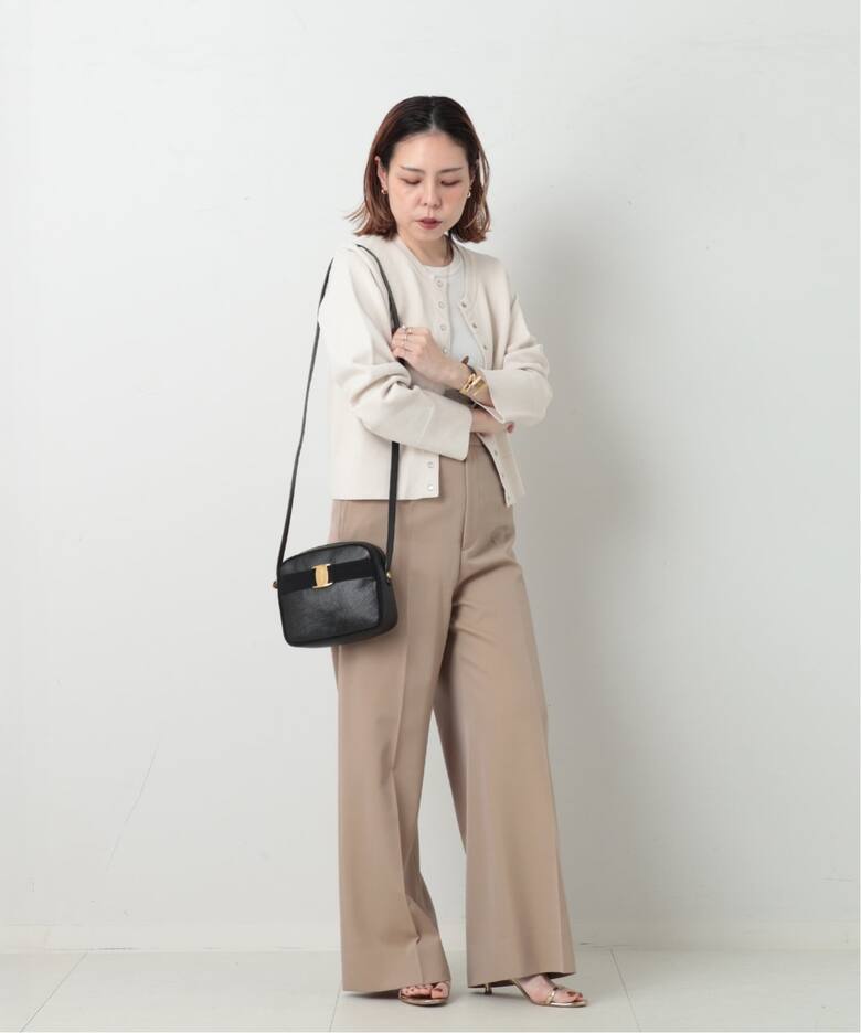 VINTAGE FERRAGAMO/フェラガモ】 Vara ショルダーバッグ（ショルダー 