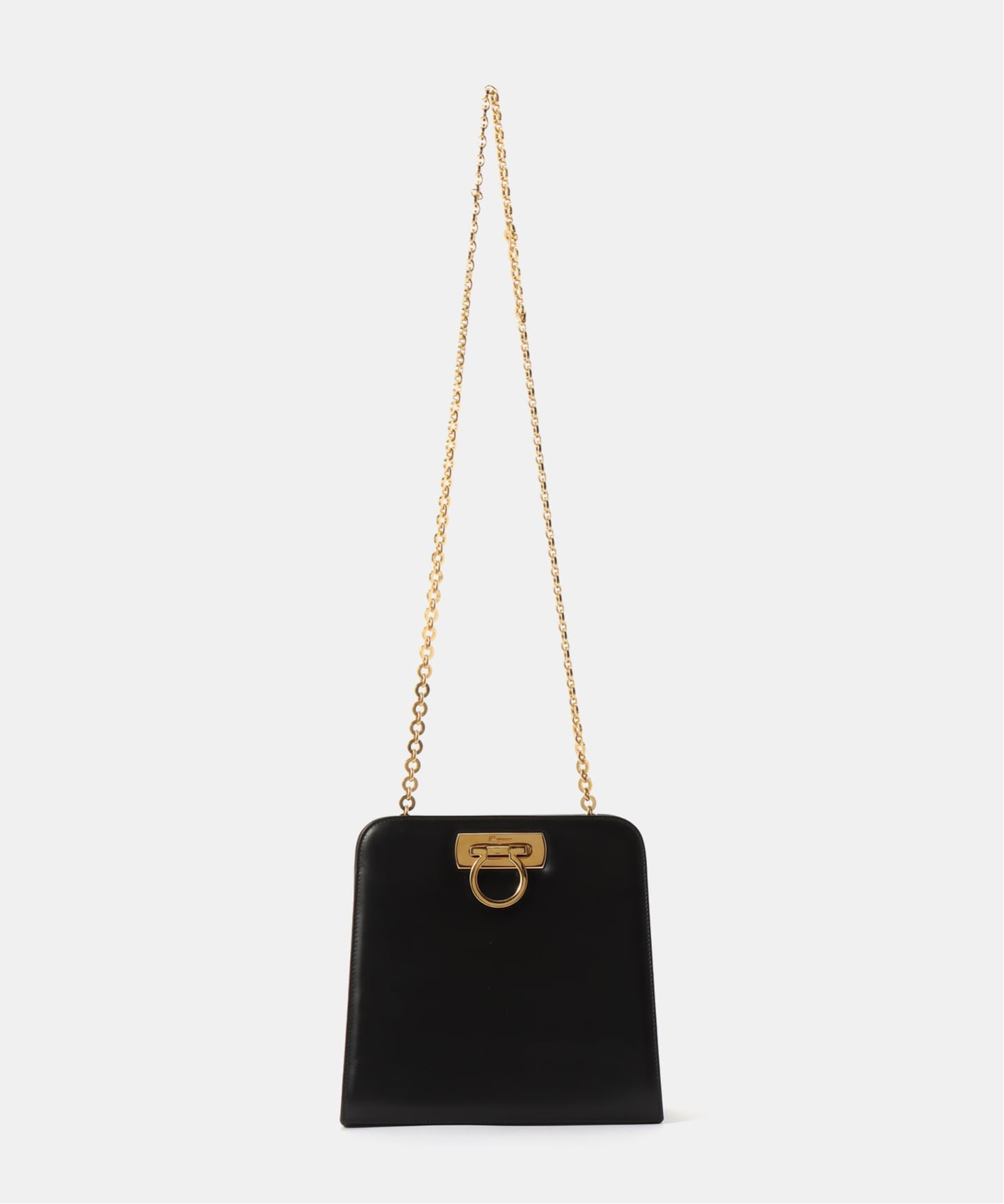 フェラガモ　チェーンバッグ　ヴィンテージ Salvatore Ferragamo フェラガモ チェーンショルダーバッグ