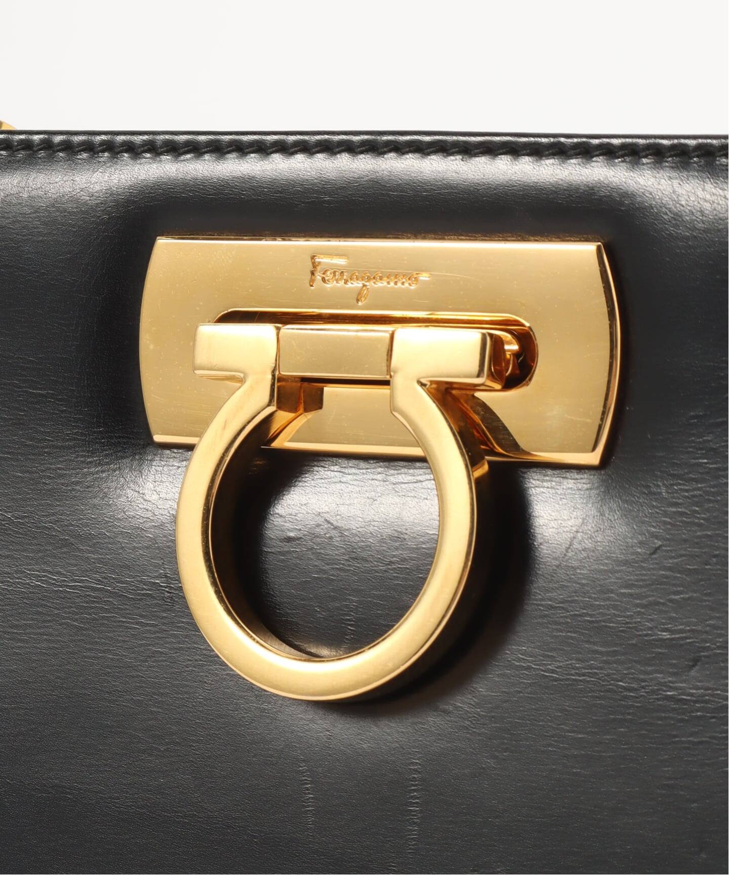 VINTAGE FERRAGAMO/フェラガモ】Gancini チェーンショルダーバッグ