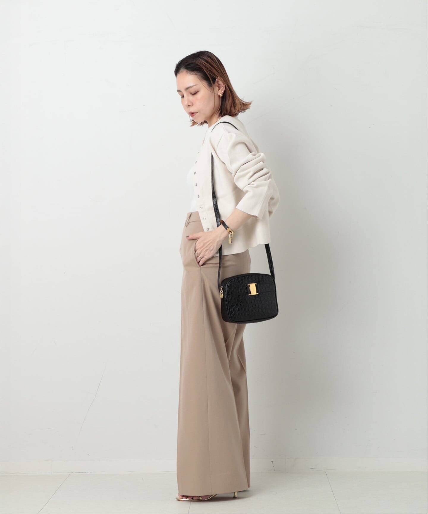 VINTAGE FERRAGAMO/フェラガモ】 Vara ショルダーバッグ（ショルダー
