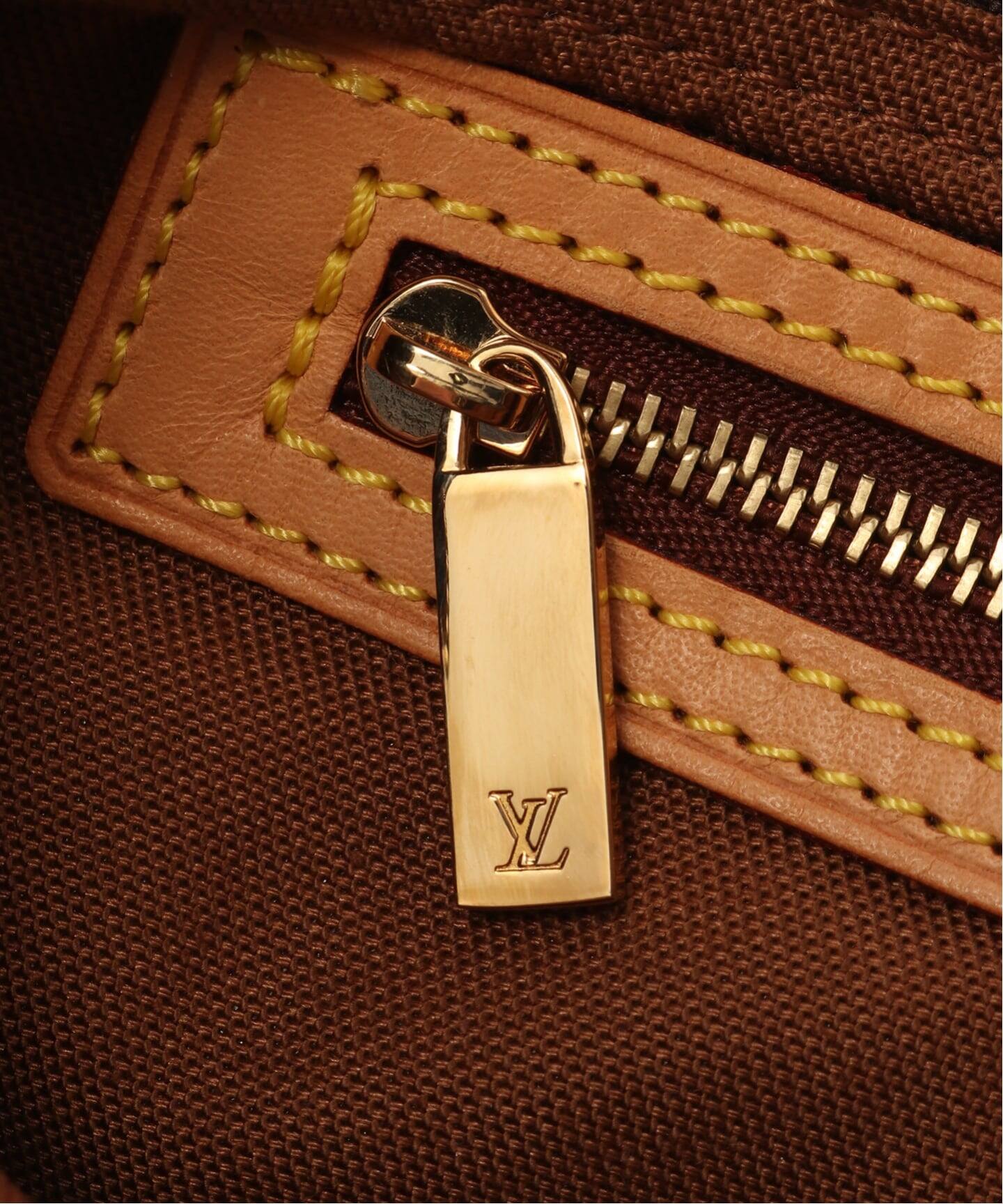 【美品】ルイヴィトン  キュイールソアナ トロター ブラウン M95688 LOUIS VUITTON（ルイ・ヴィトン） キュイール ソアナトロター M95688 V