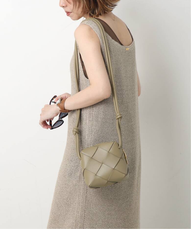 BOTTEGA VENETA/ボッテガ ヴェネタ】Cassette ミニショルダーバッグ 