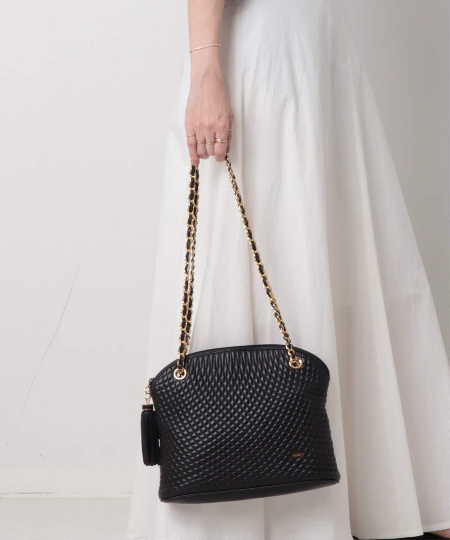 BALLYバリー　チェーンショルダーバッグ　ライオン VINTAGE BALLY/バリー】チェーンショルダーバッグ（ショルダーバッグ