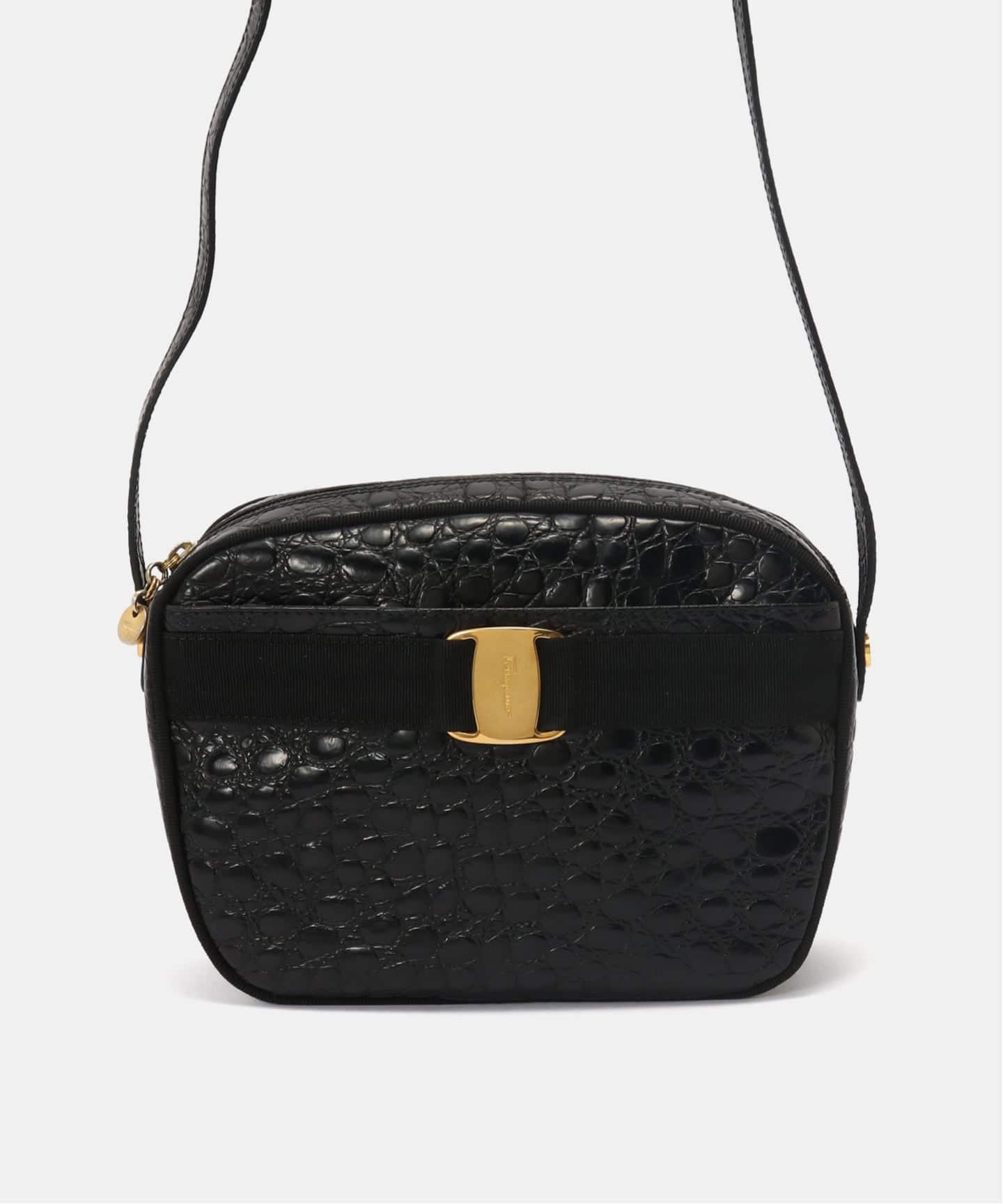 VINTAGE FERRAGAMO/フェラガモ】 Vara ショルダーバッグ（ショルダー