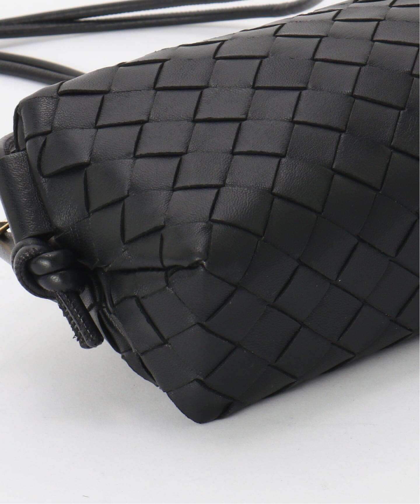 BOTTEGA VENETA/ボッテガ ヴェネタ】Loop camera bag small