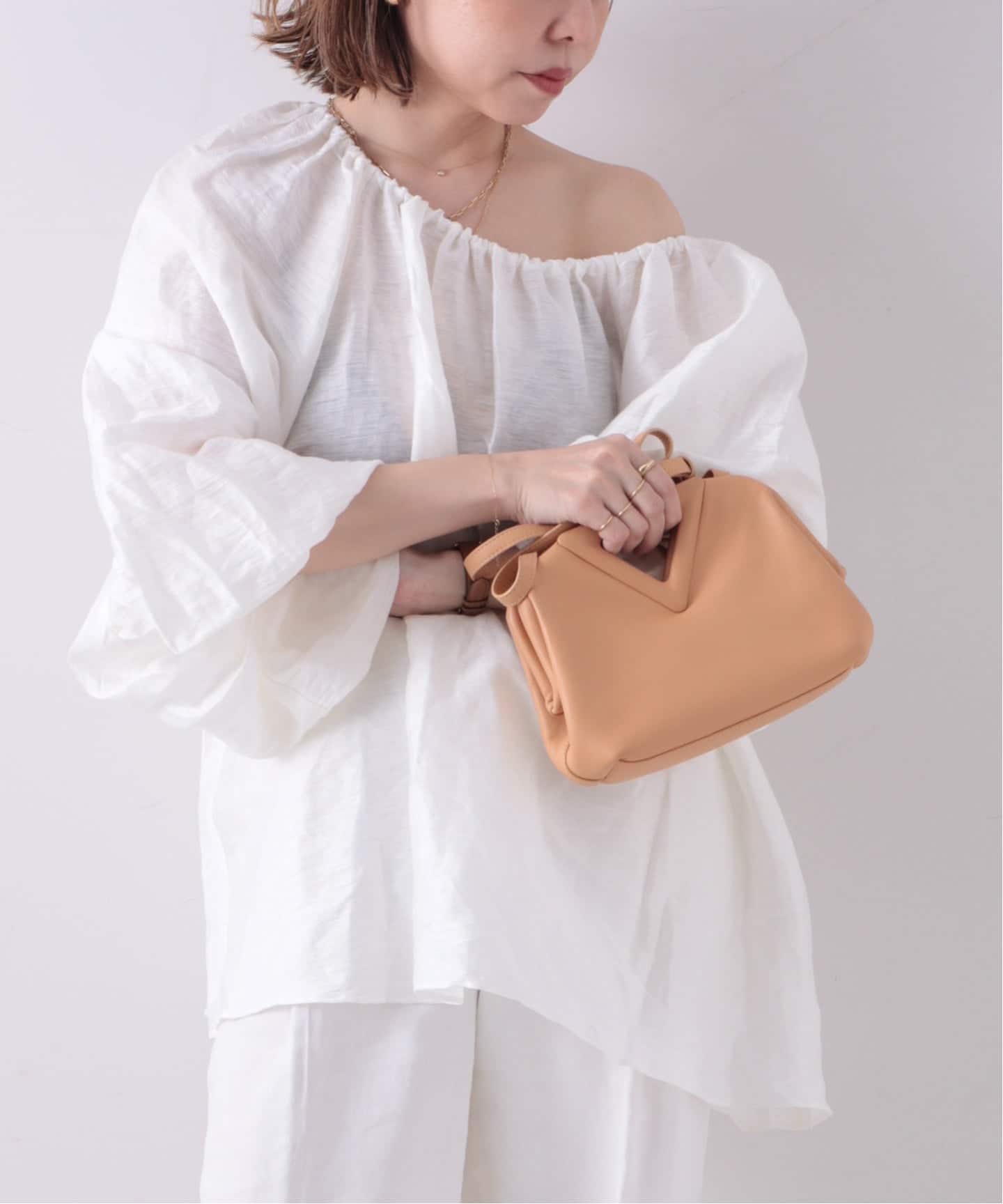 BOTTEGA VENETA/ボッテガ ヴェネタ】Point shoulder（ショルダーバッグ