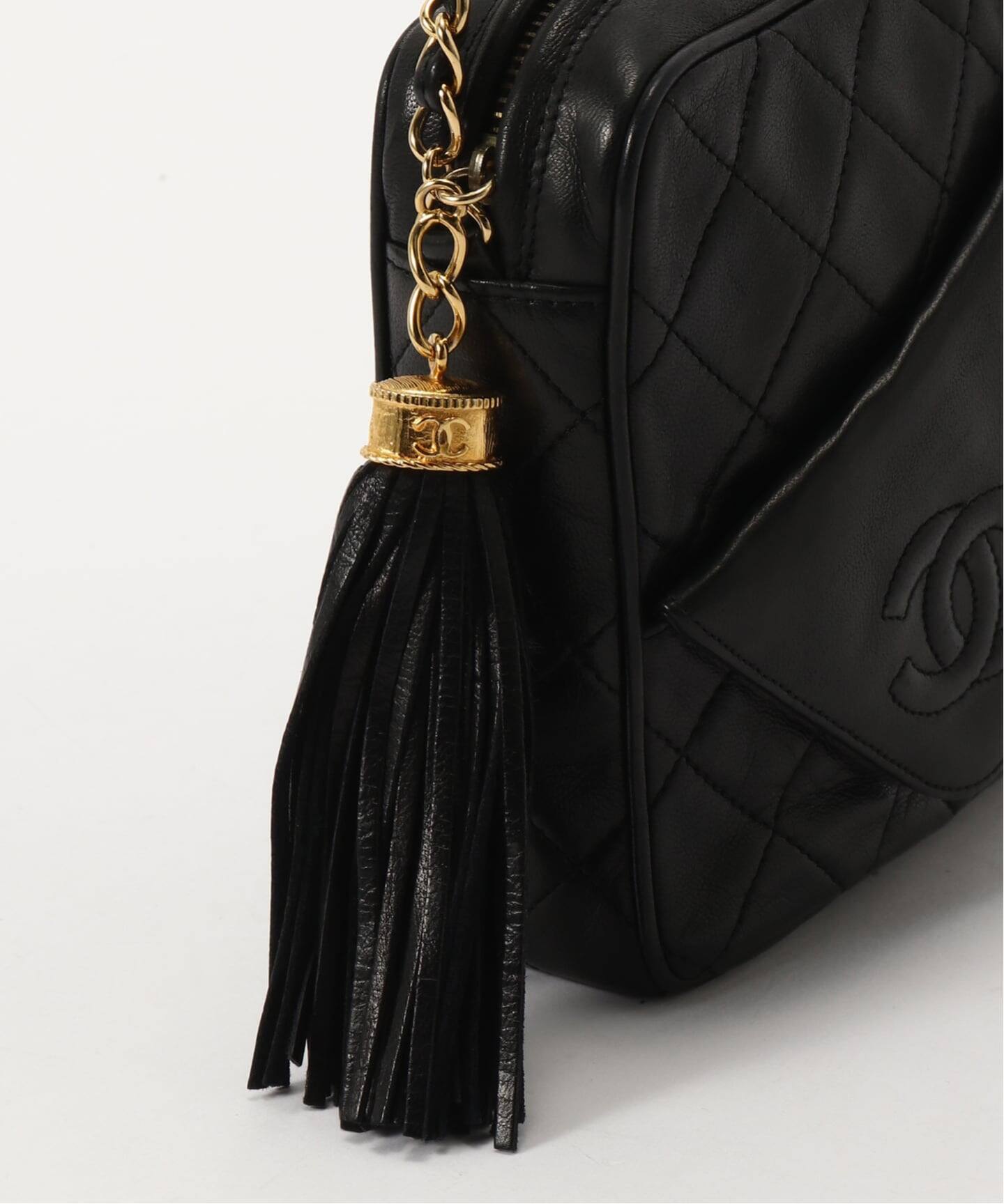 VINTAGE CHANEL/シャネル】 Matelasse tassel（ショルダーバッグ
