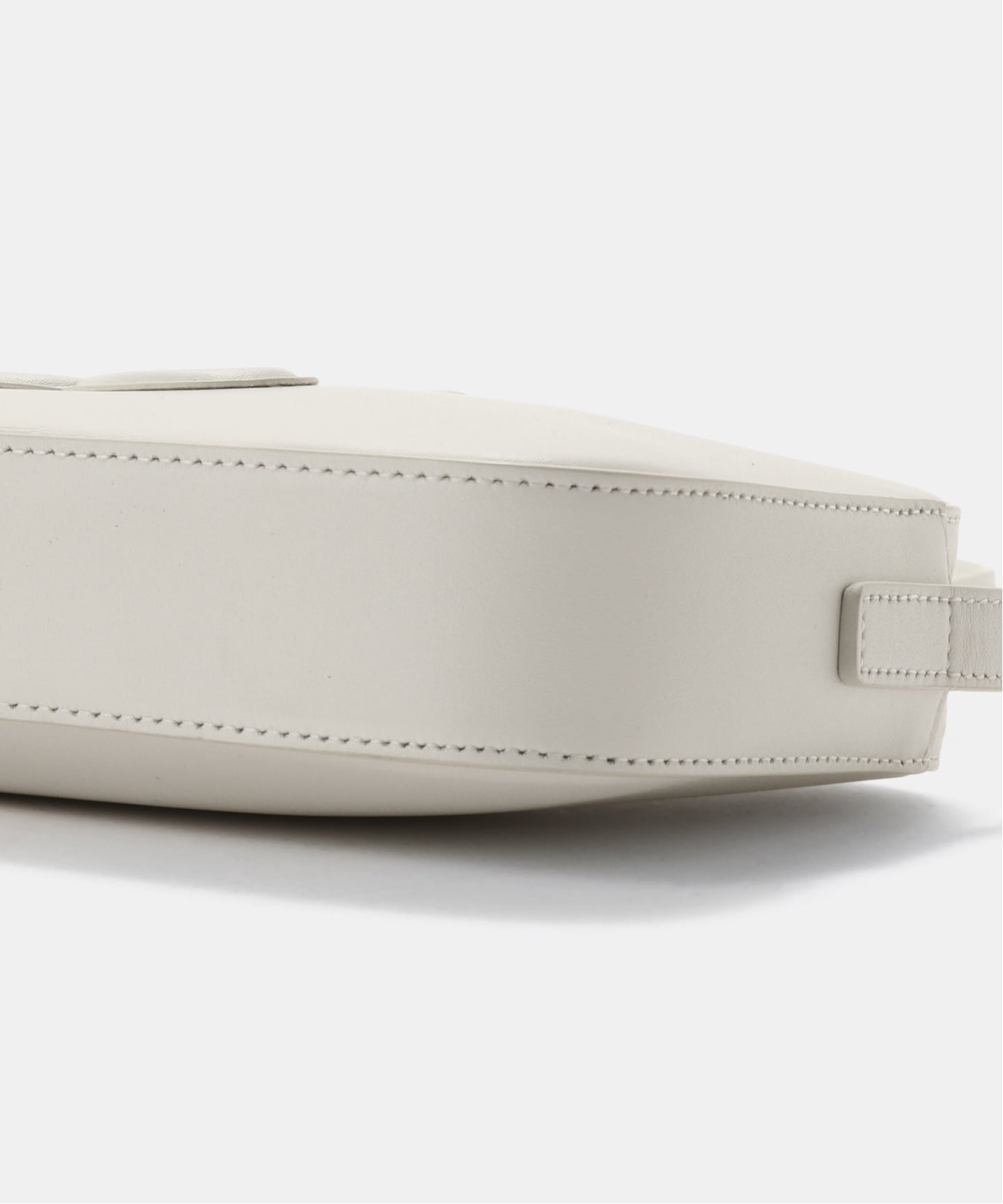 CELINE/セリーヌ】 Cuir triomphe camera bag（ショルダーバッグ